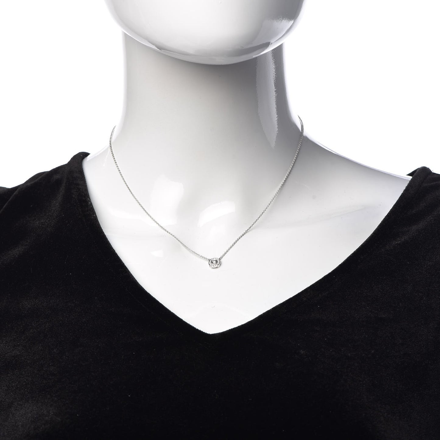Platinum Diamond .12ctw Circlet Pendant Necklace