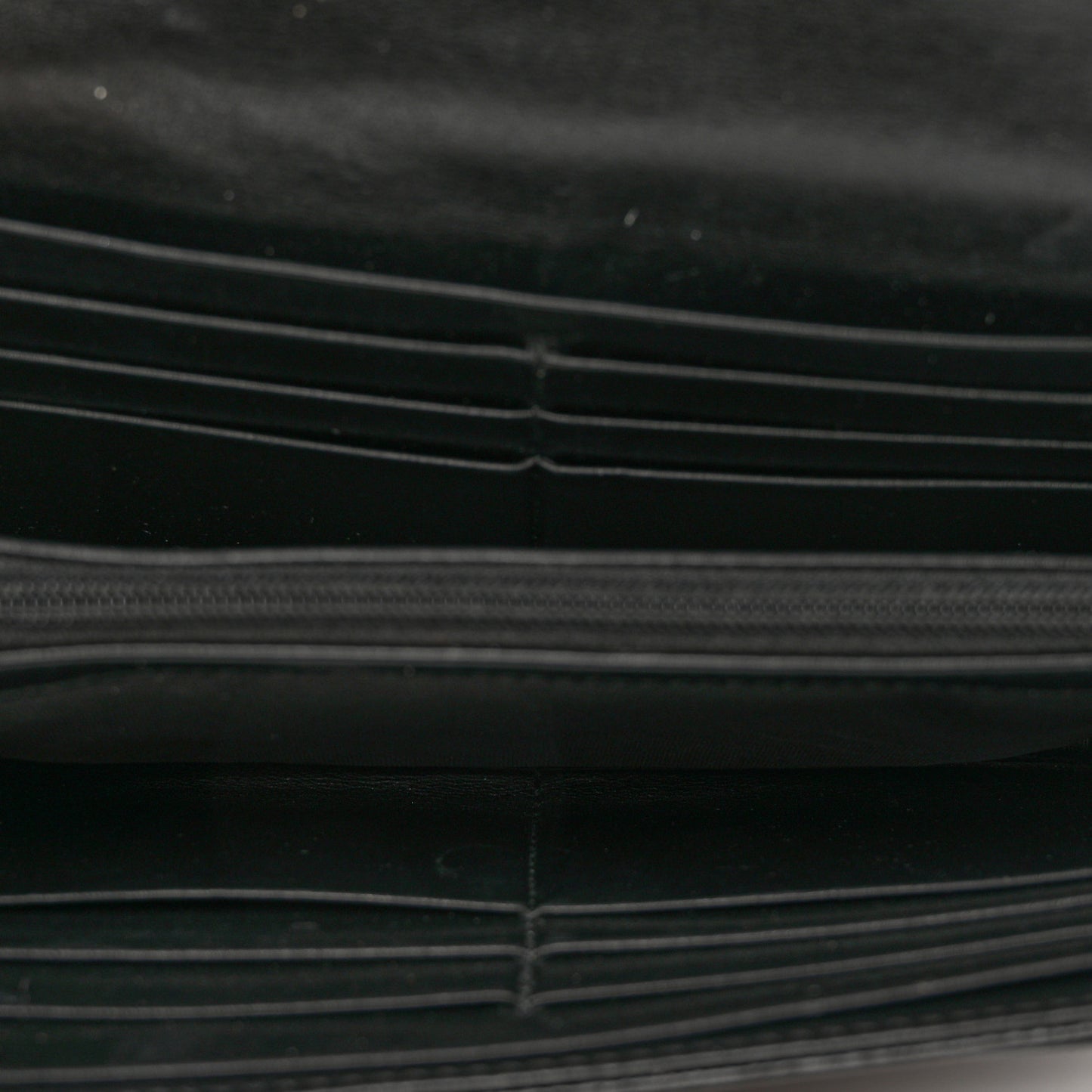 Calfskin Matelasse GG Marmont Continental Wallet Black
