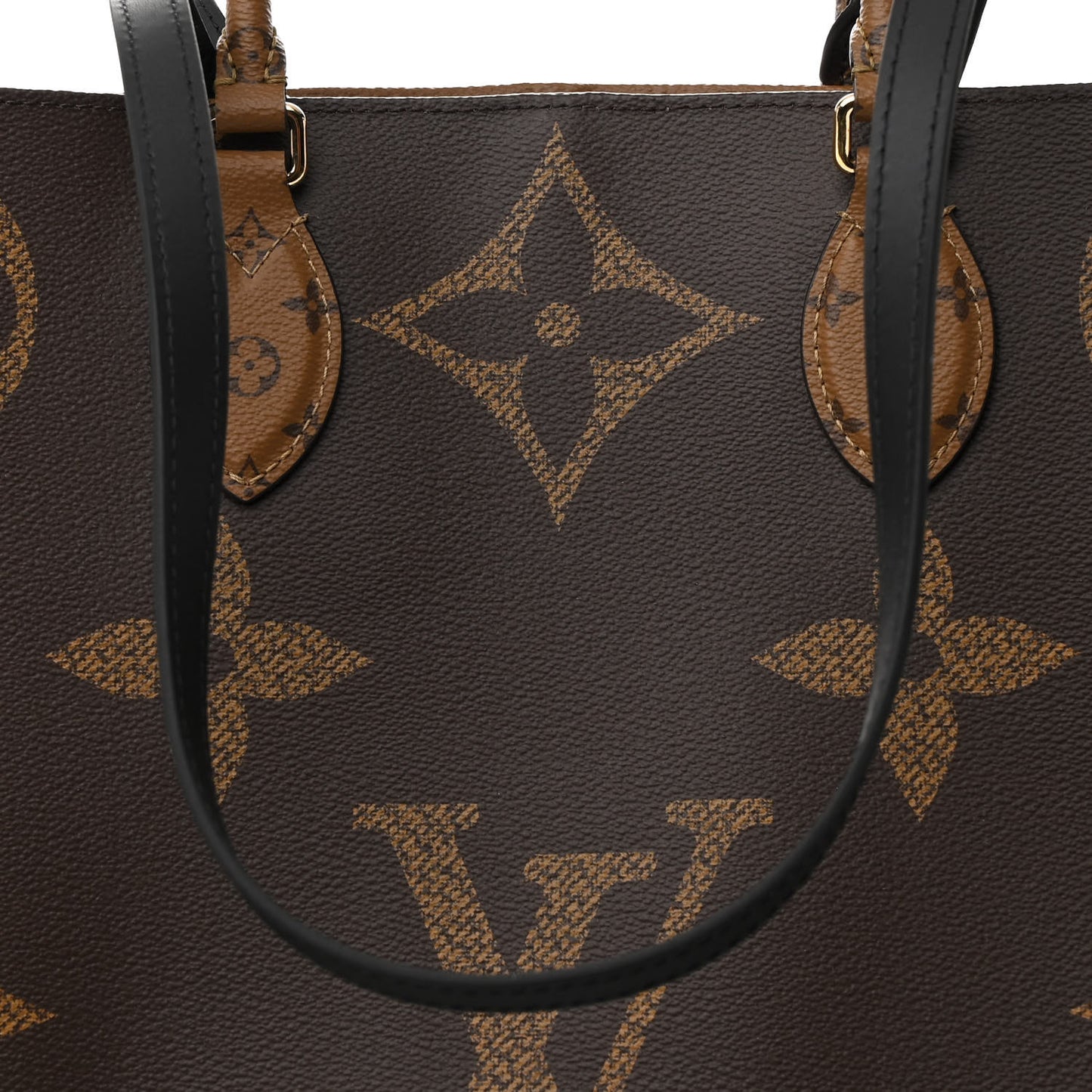 Reverse Monogram Giant Onthego GM