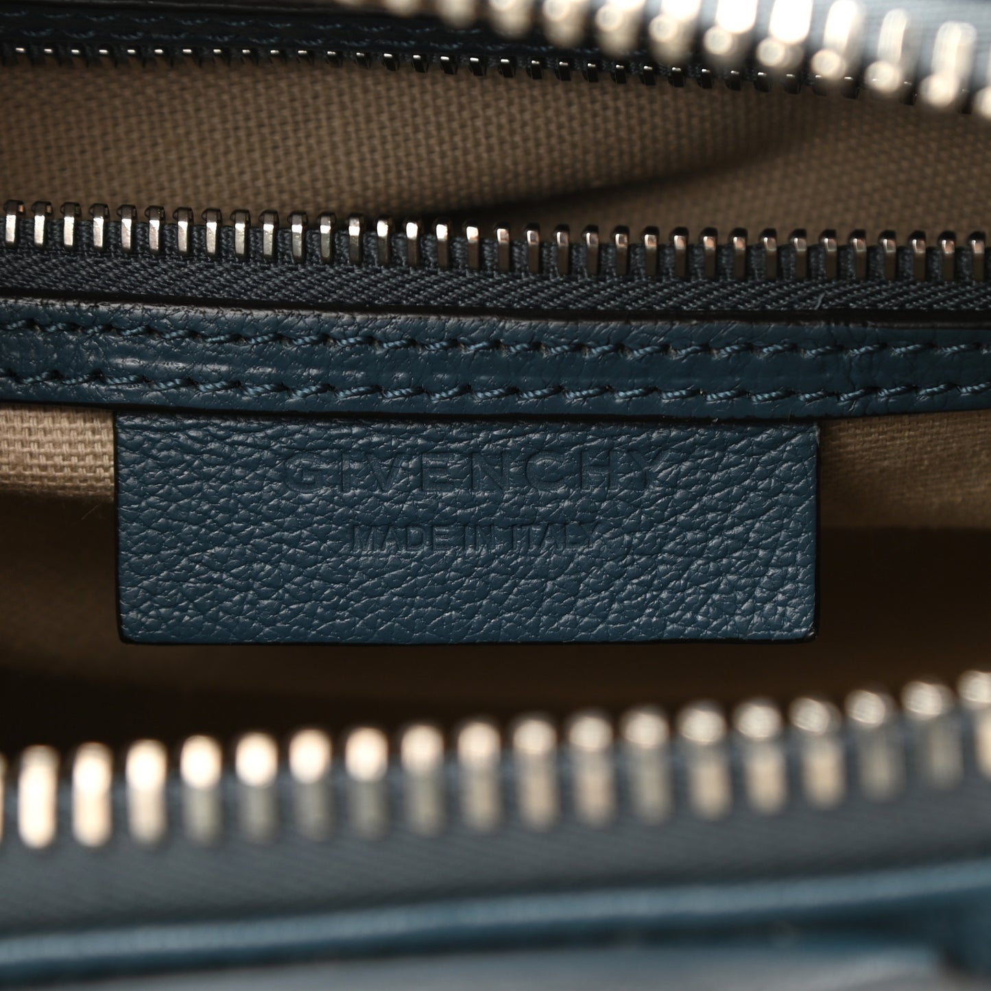 Sugar Goatskin Mini Antigona Indigo Blue