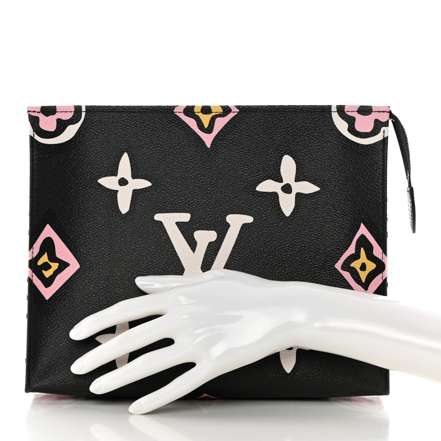 Louis Vuitton Monogram Giant Wild At Heart Toiletry Pouch 26 Black 2 of 7