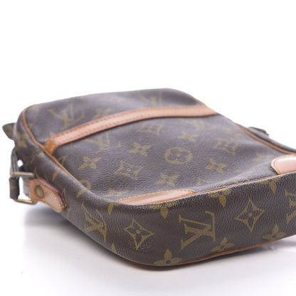 Louis Vuitton Monogram Danube 21 10 of 15