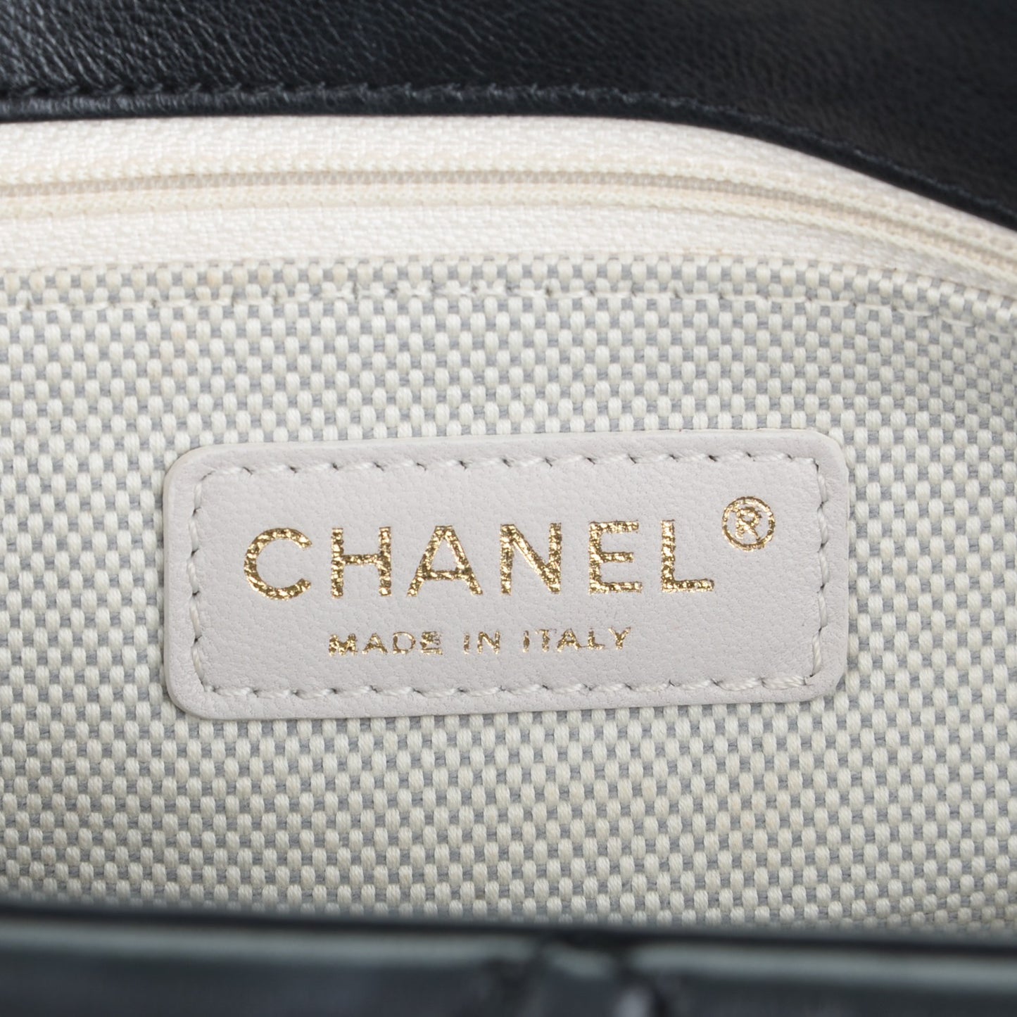 Calfskin Quilted Retro Chain Flap Black