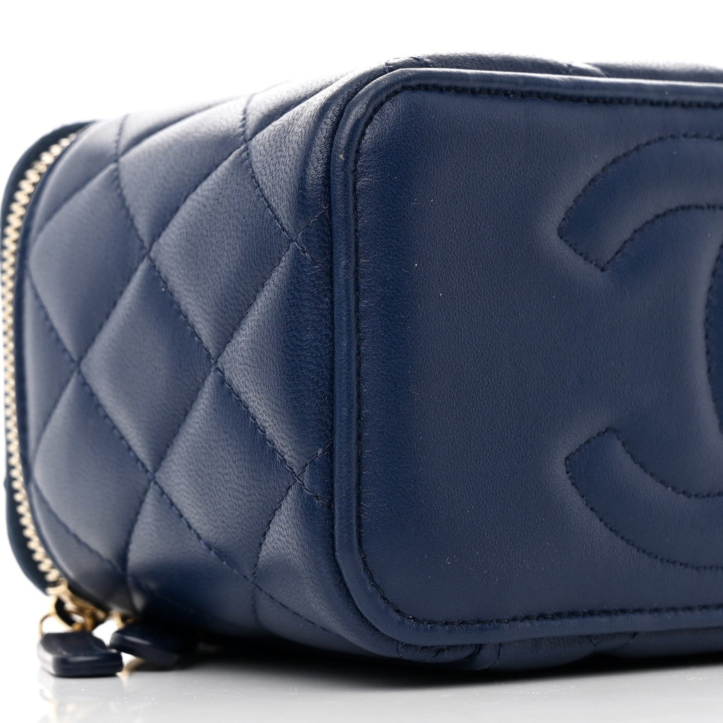 Lambskin Quilted Small Top Handle Vanity Case With Chain Navy