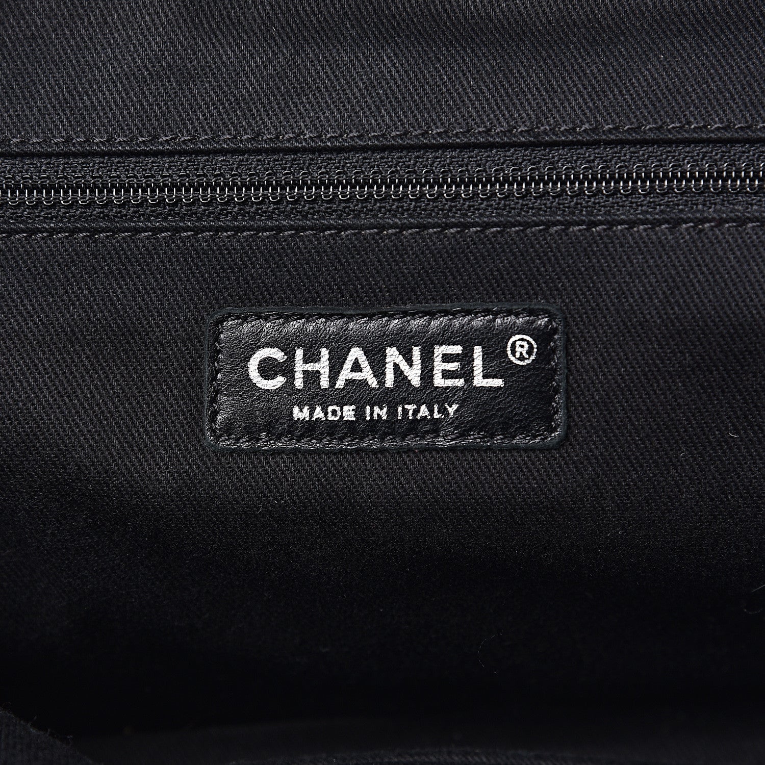 Chanel Caviar Quilted Jumbo Easy Flap Red 5 of 13