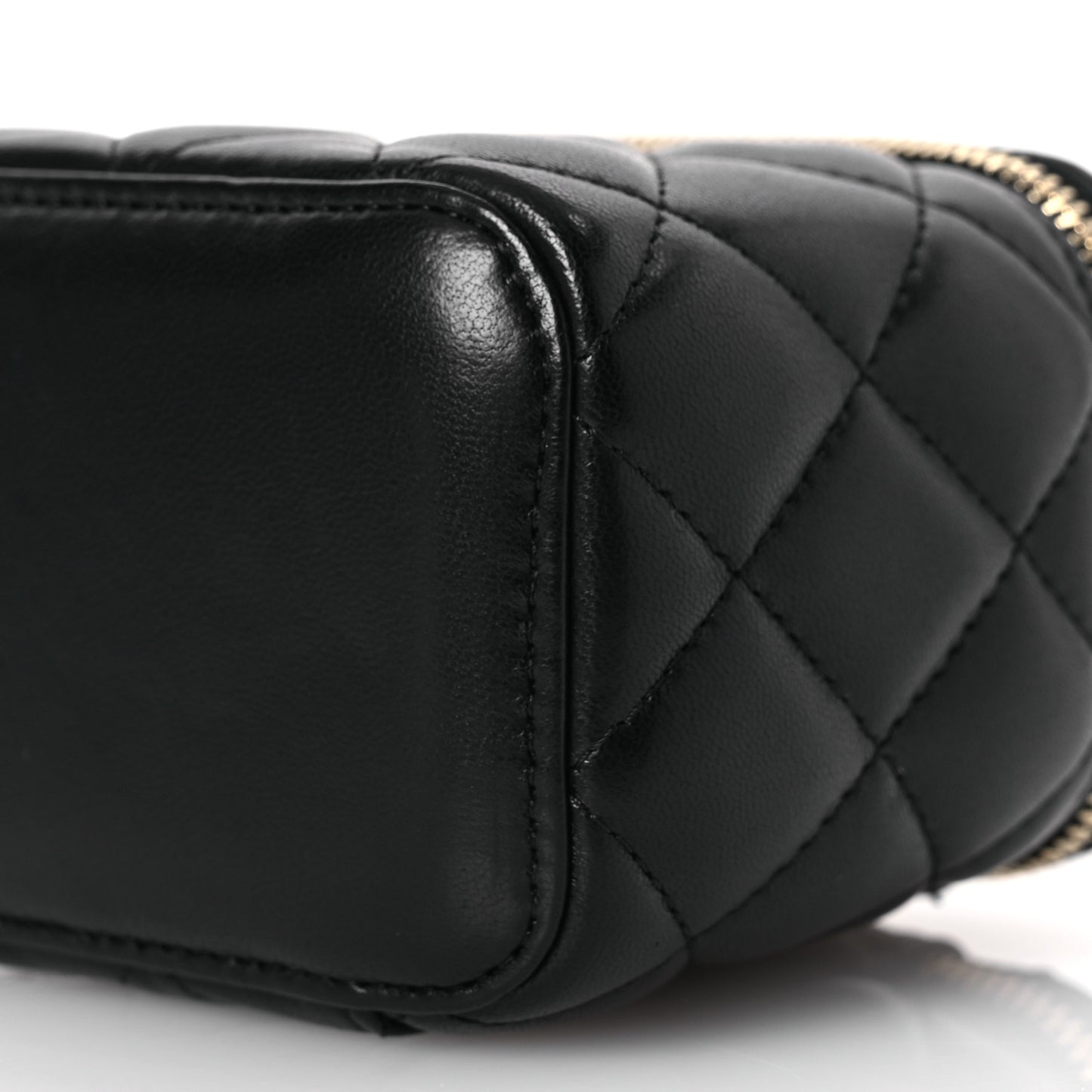 Lambskin Quilted Mini Vanity Case With Chain Black