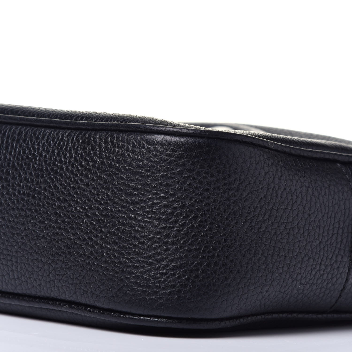 Gucci Pebbled Calfskin Small Soho Disco Bag Black 9 of 9