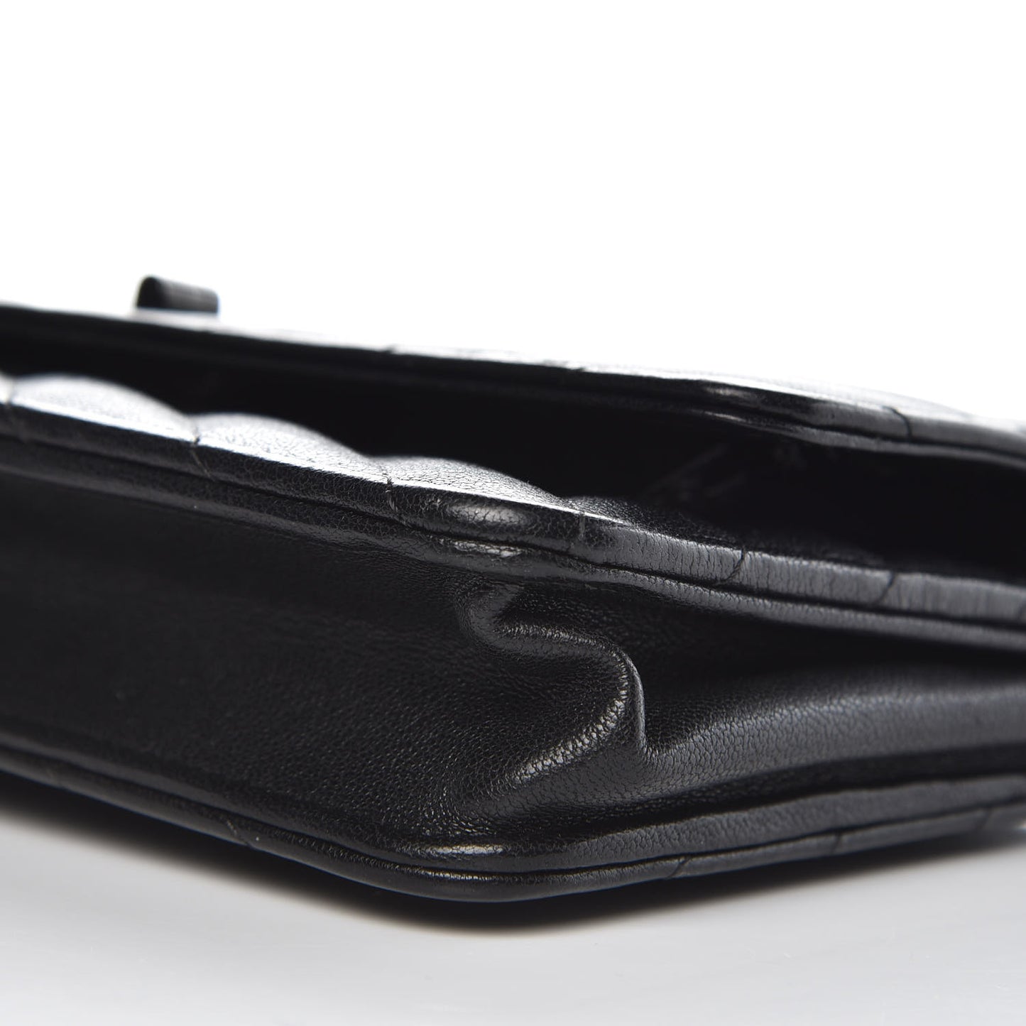 Sheepskin Chevron Reissue Wallet On Chain WOC So Black