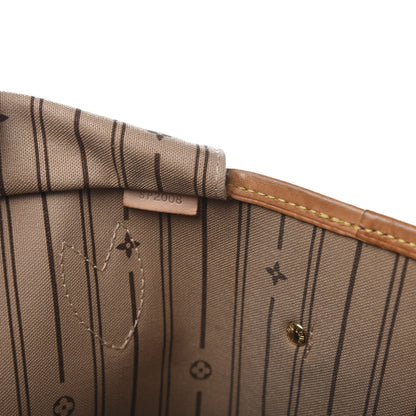 Louis Vuitton Monogram Neverfull MM 12 of 13