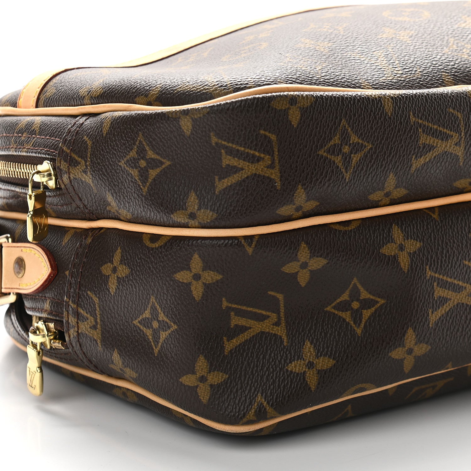 Louis Vuitton Monogram Reporter PM 7 of 9