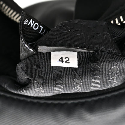 Prada Nylon Re-Edition 2005 Shoulder Bag Black 9 of 16