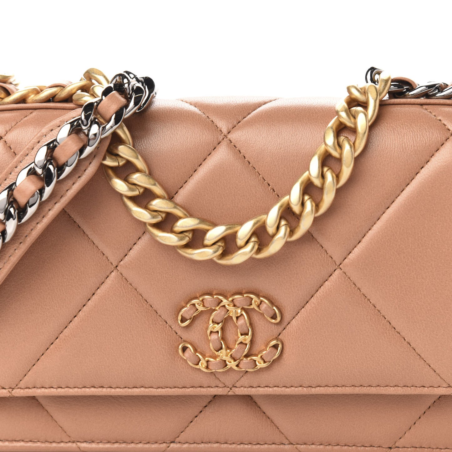 Lambskin Quilted 19 Wallet On Chain WOC Brown