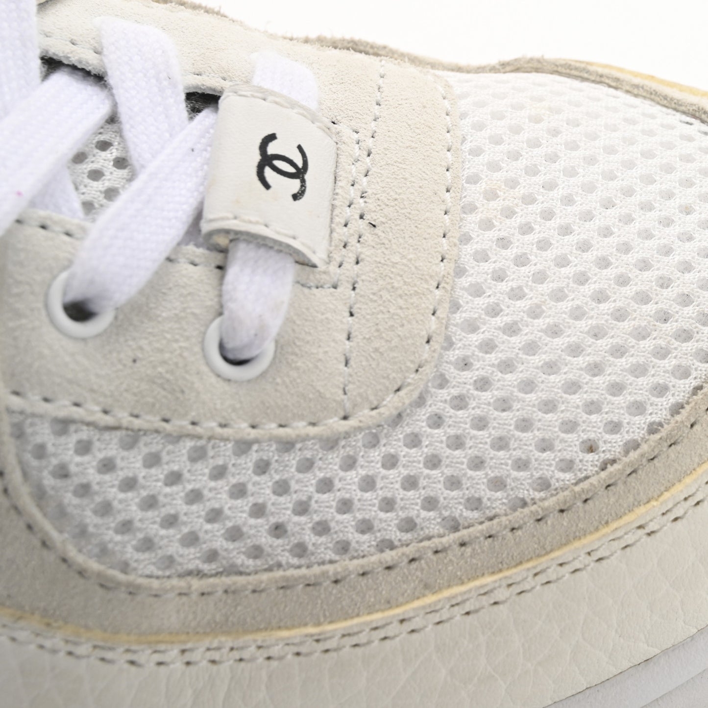 Mesh Suede Calfskin Grained Calfskin Womens CC Sneakers 38 White Black