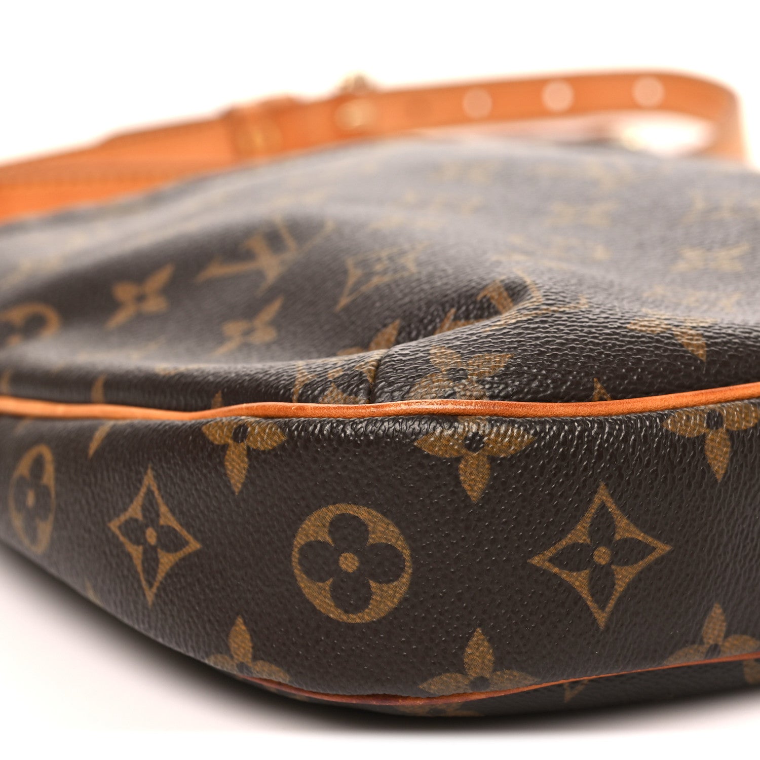 Louis Vuitton Monogram Odeon PM 8 of 11