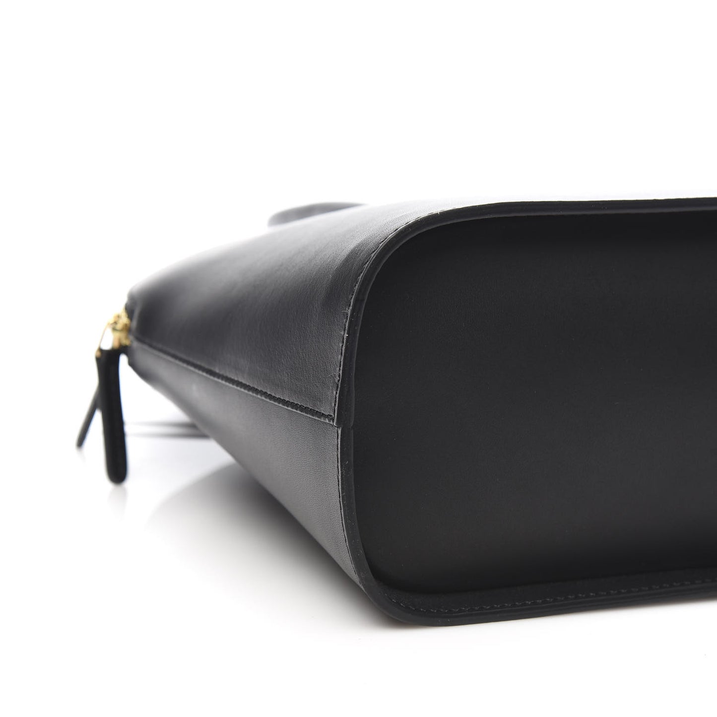 Calfskin Top Handle Rounded Bag Black Flamma