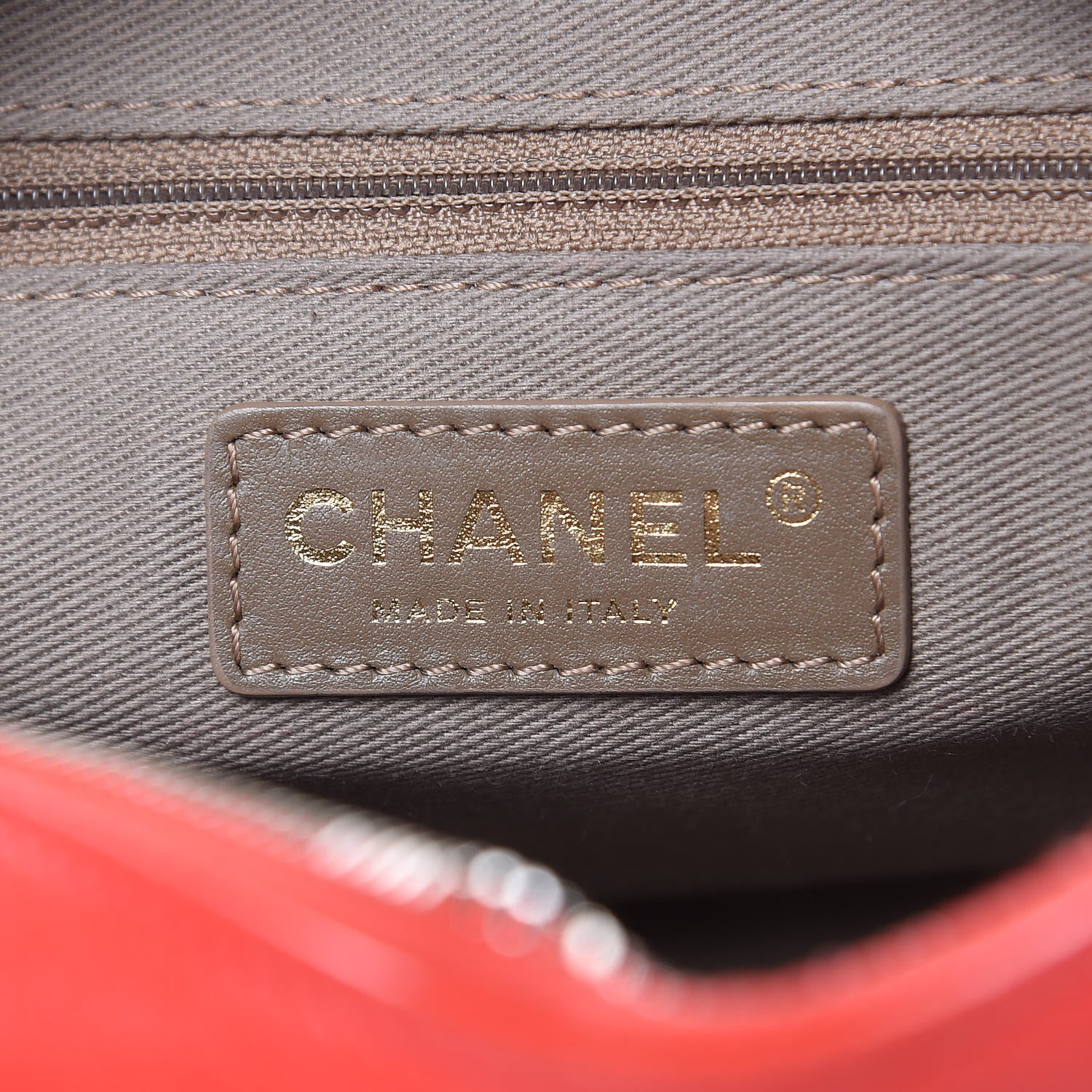 Chanel Goatskin Quilted Large Casual Trip Camera Case Bag Red 6 of 13