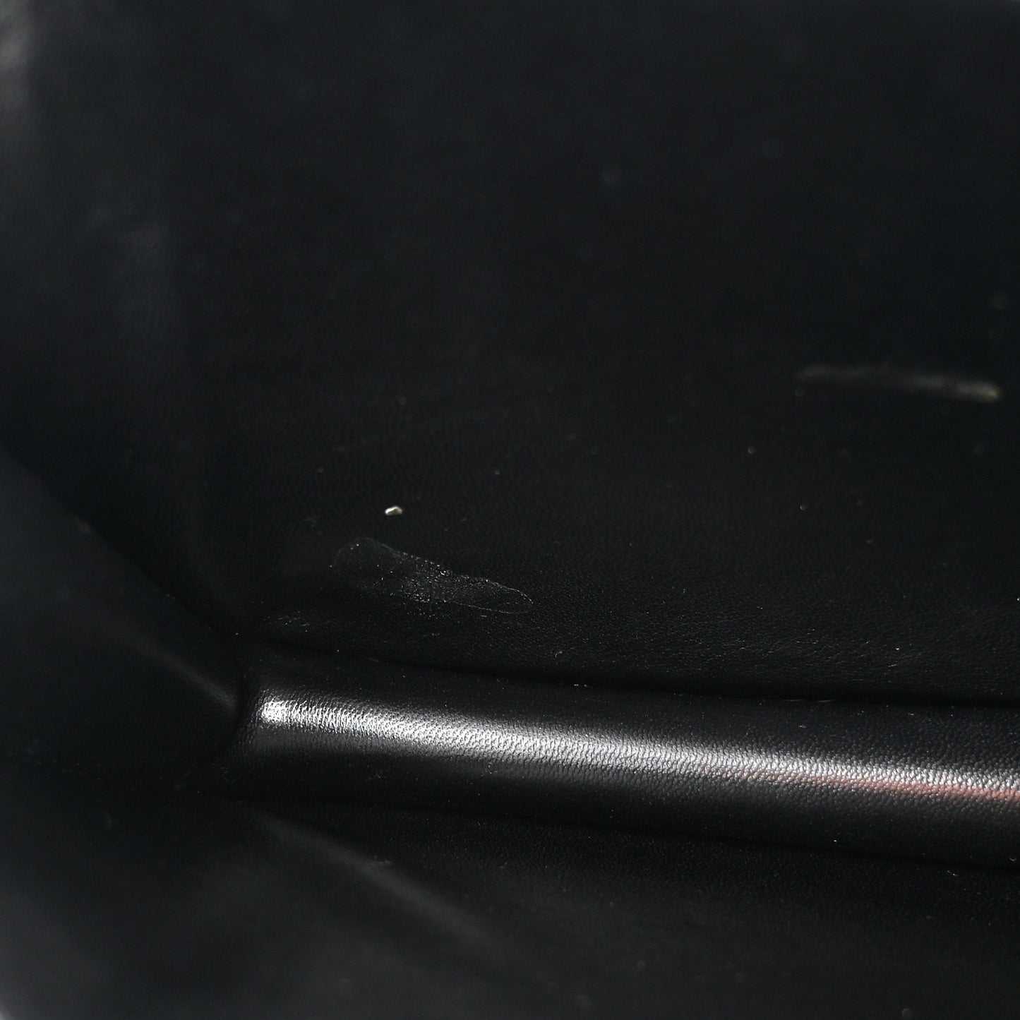 Goatskin Medium Classic Box Flap Bag Black