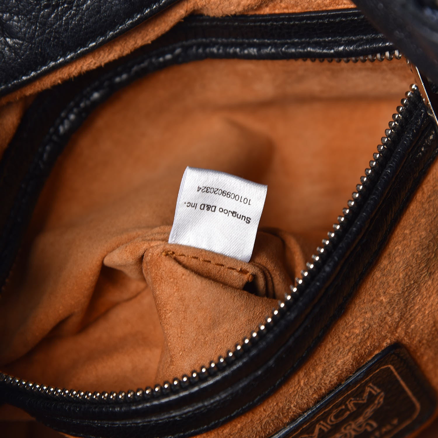 MCM Calfskin Large Notte Hobo Black 7 of 14