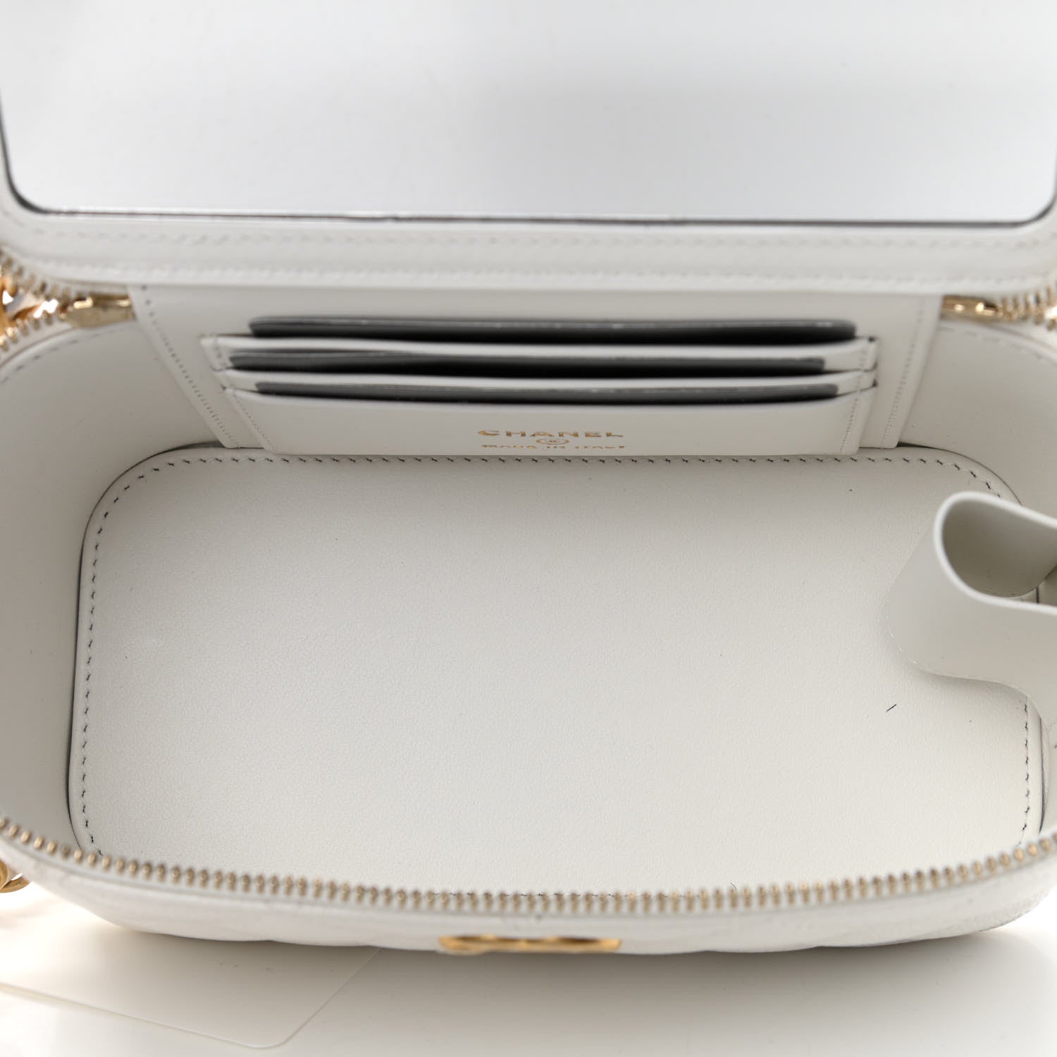 Chanel Shiny Caviar Quilted Pick Me Up Vanity Case White 5 of 12