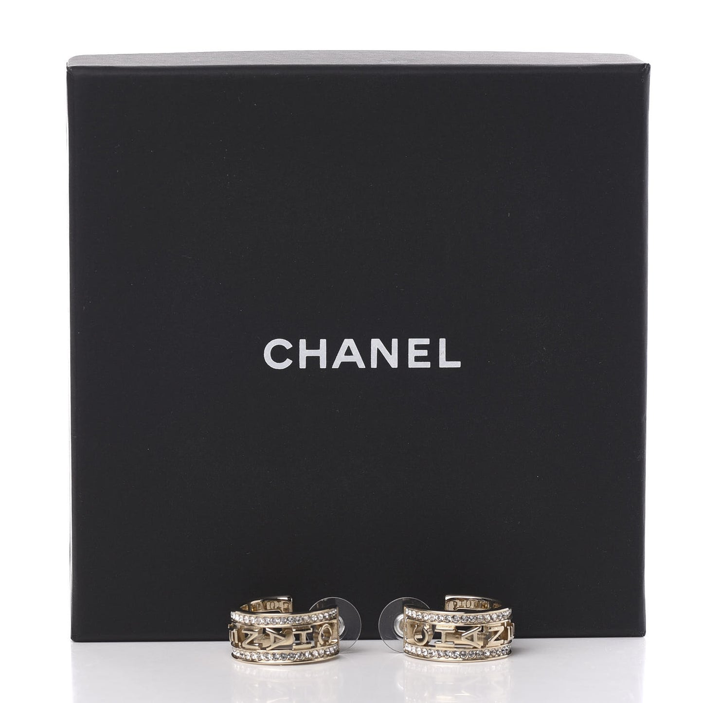 Metal Crystal Bow-tiful CC Hoop Earrings Gold