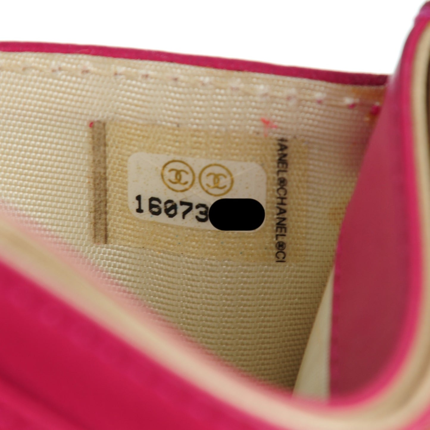 Lambskin Camellia Embossed Card Holder Fuchsia