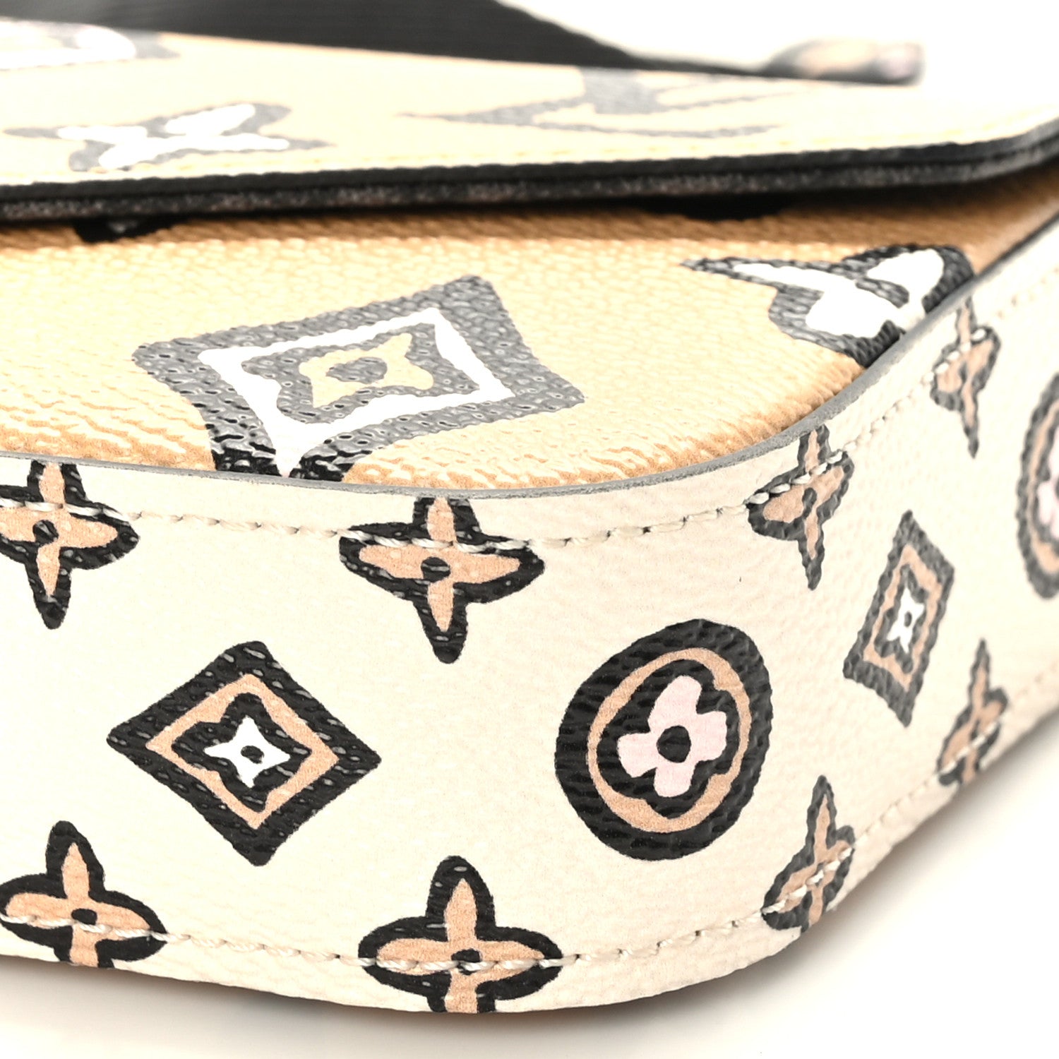 Louis Vuitton Monogram Wild At Heart Felicie Strap & Go Arizona Creme 8 of 8