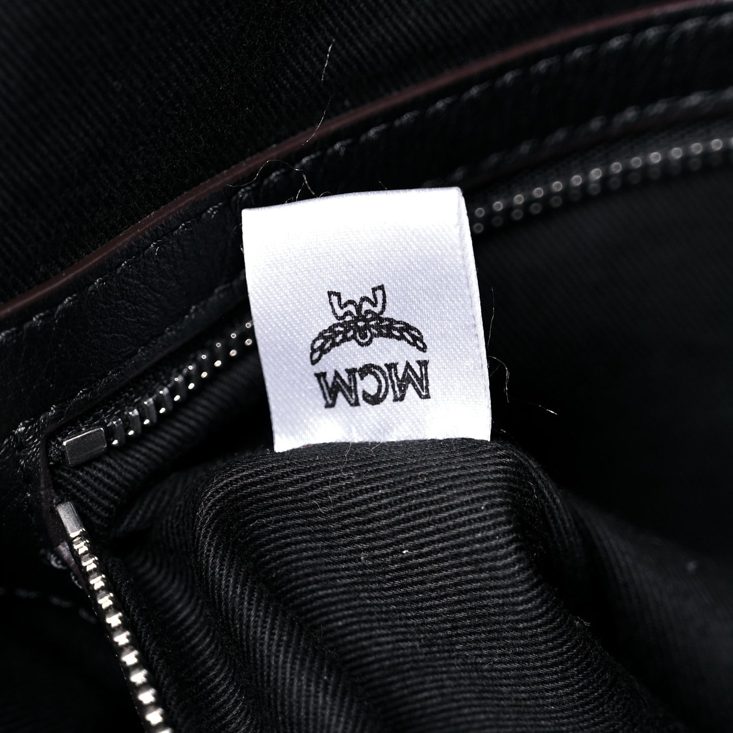 Calfskin Ottomar Large Klara Hobo Black