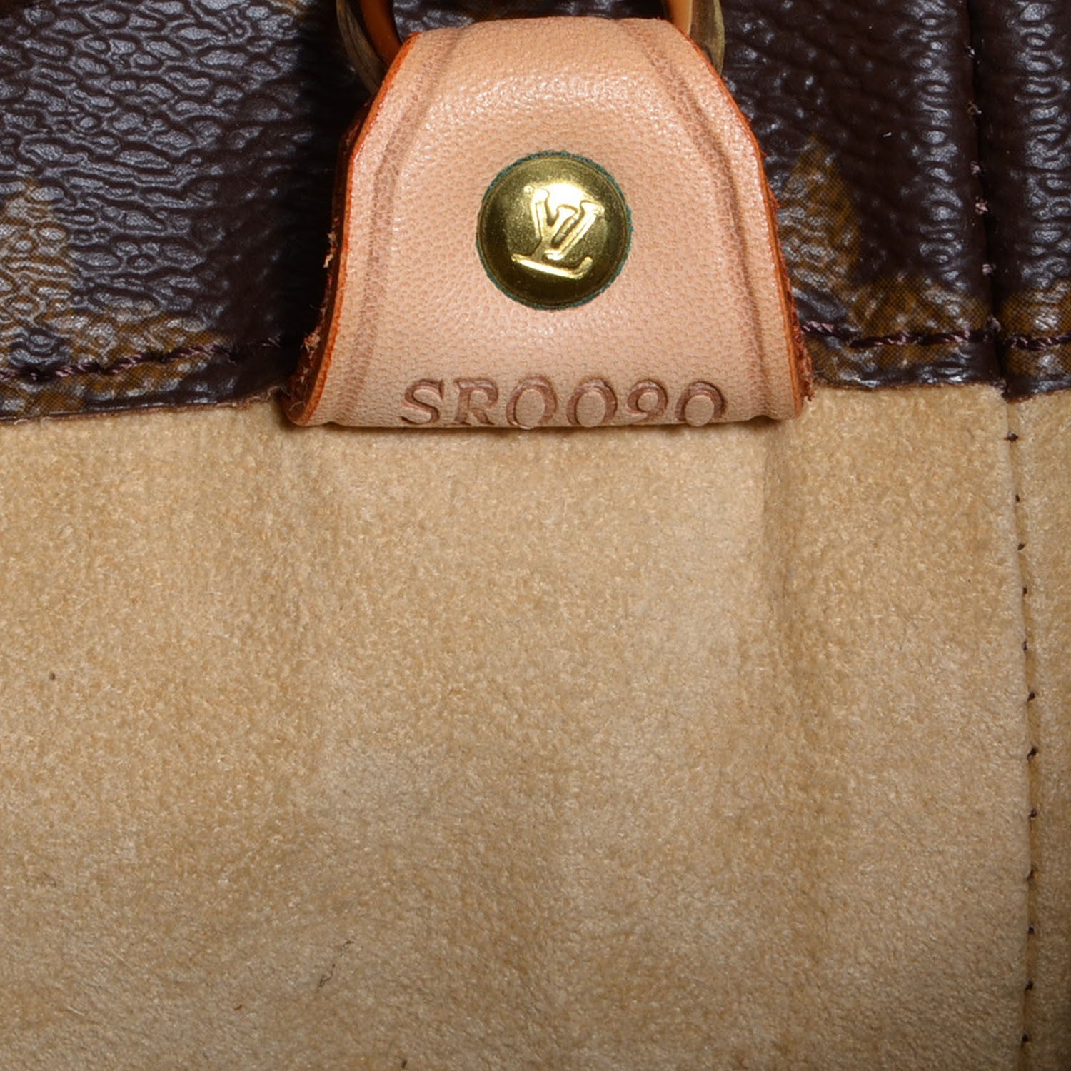 Louis Vuitton Monogram Luco 7 of 7