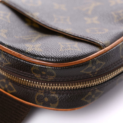 Louis Vuitton Monogram Pochette Gange 10 of 20