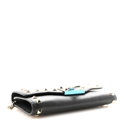 Valentino Garavani Pebbled Calfskin Rockstud Flip Lock Wallet On Chain Black 4 of 10