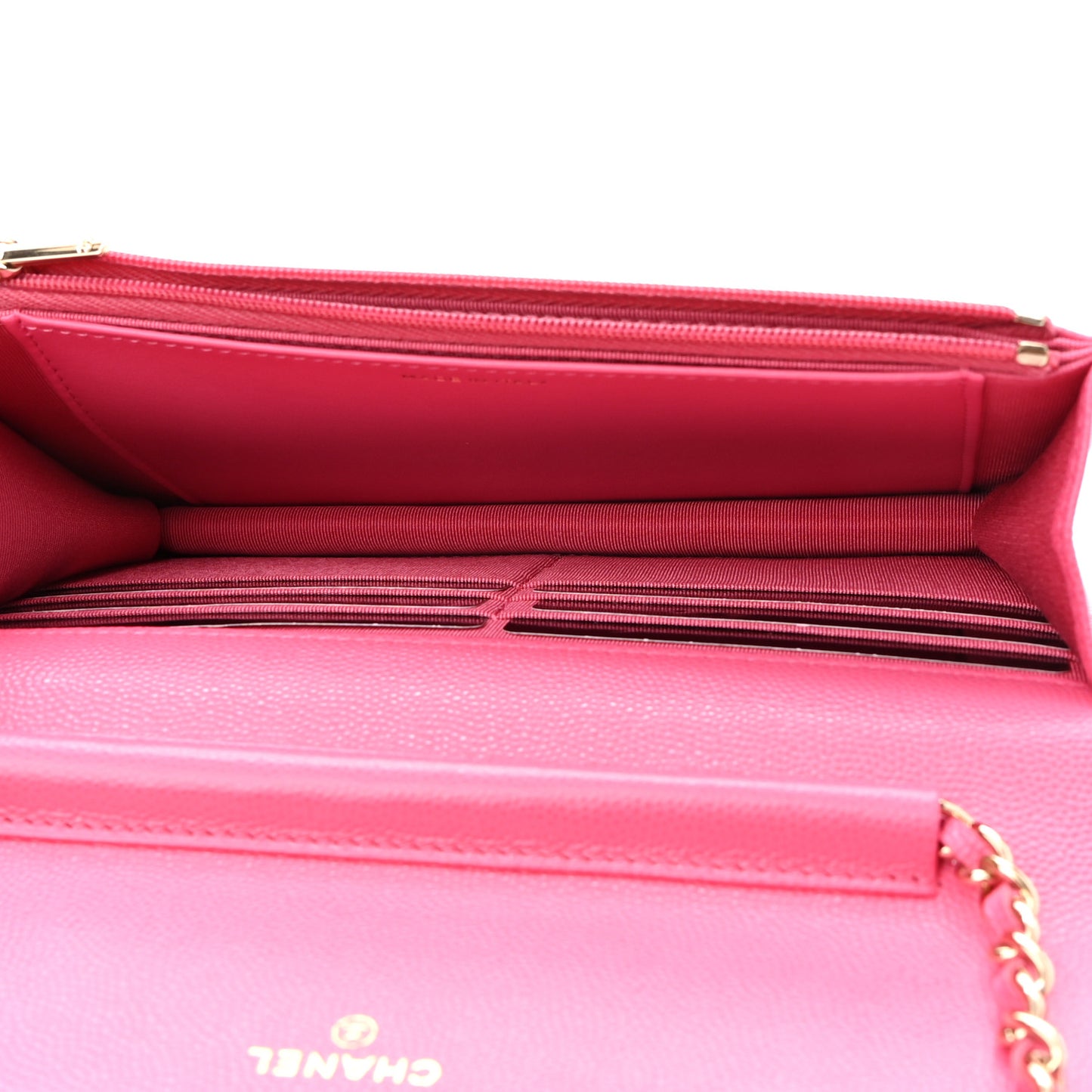 Caviar Quilted Wallet on Chain WOC Fuchsia