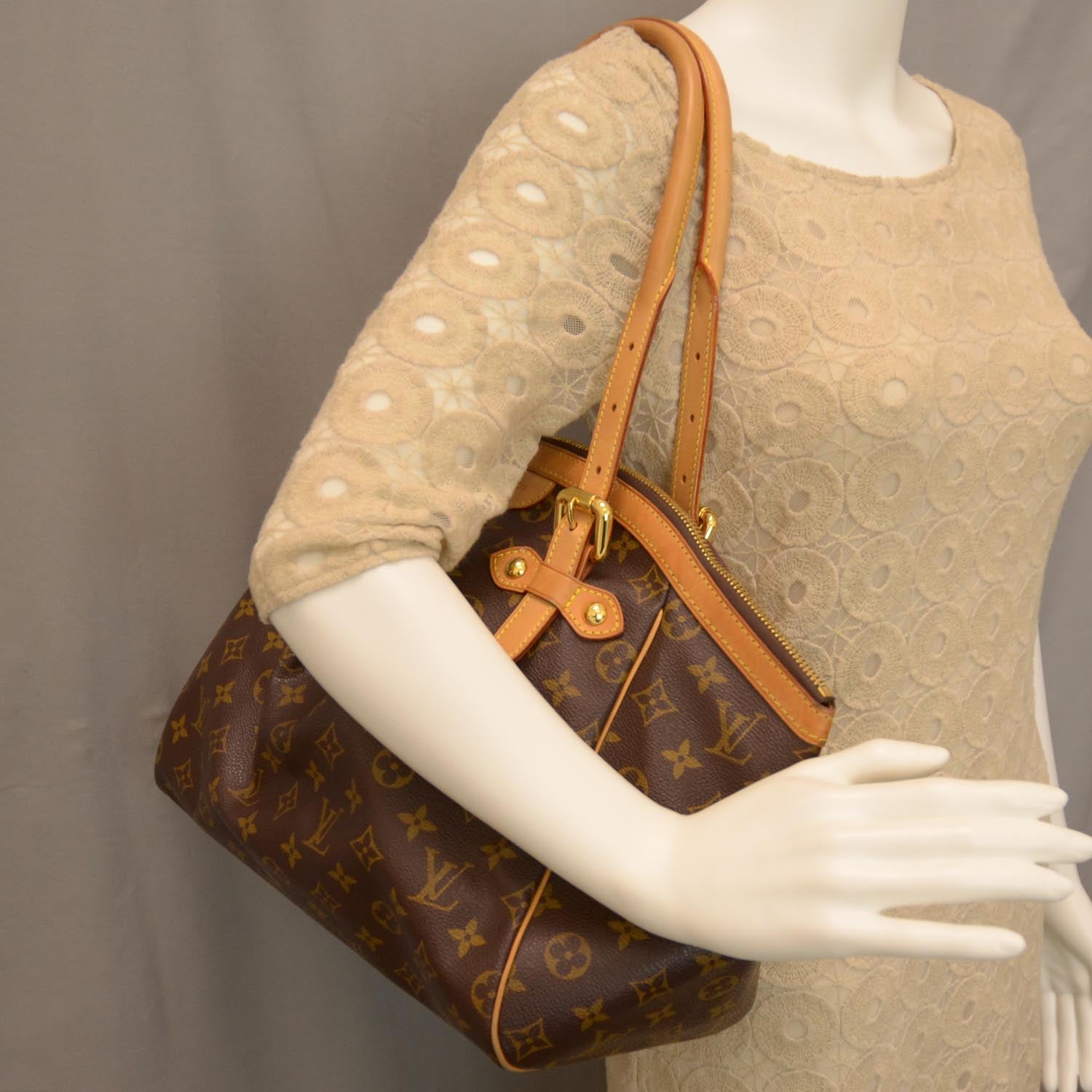 Louis Vuitton Monogram Tivoli GM 2 of 6