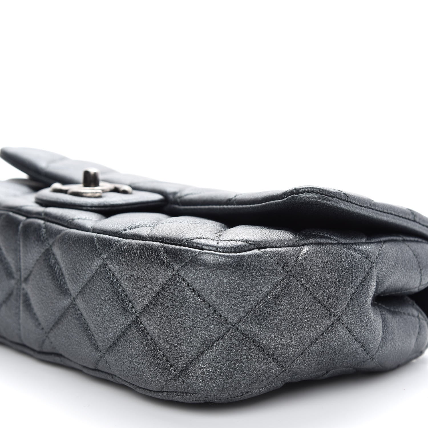 Chanel Metallic Calfskin Quilted Medium CC Eyelet Flap Dark Silver 8 of 8
