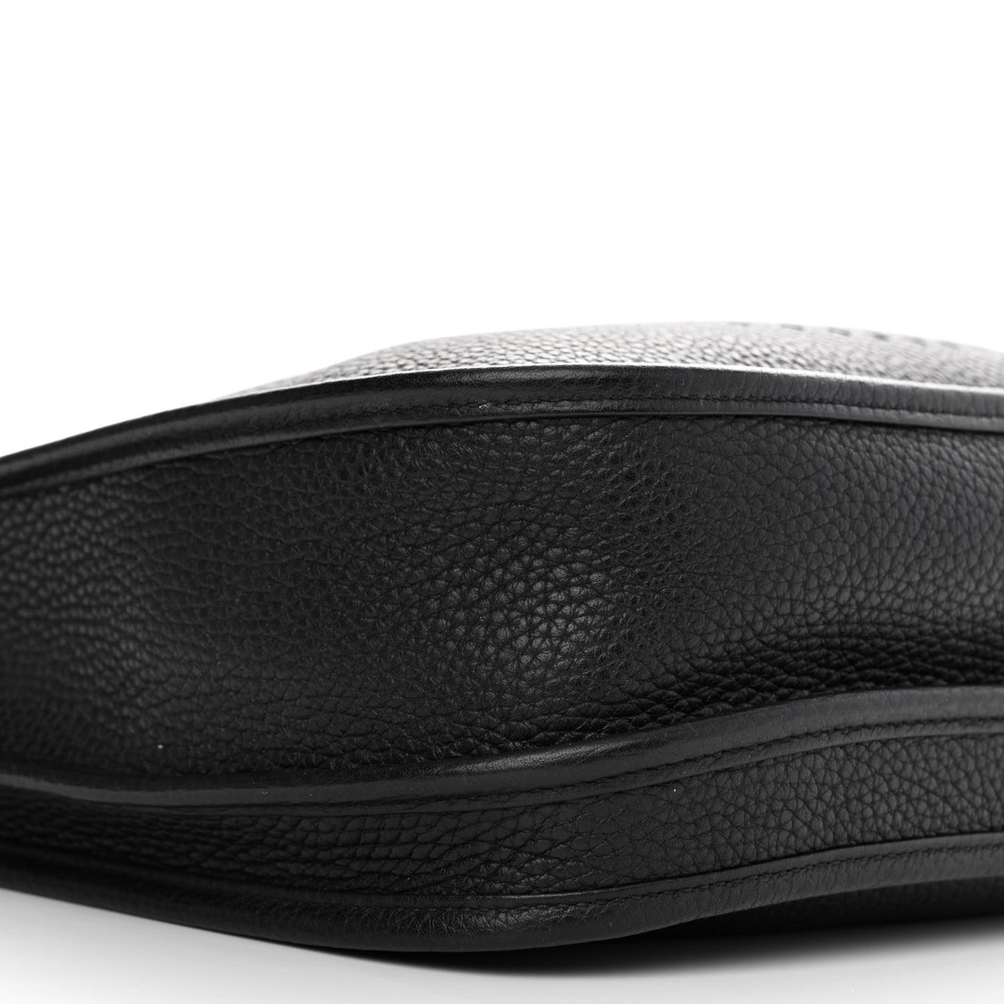 Taurillon Clemence Evelyne III PM Black