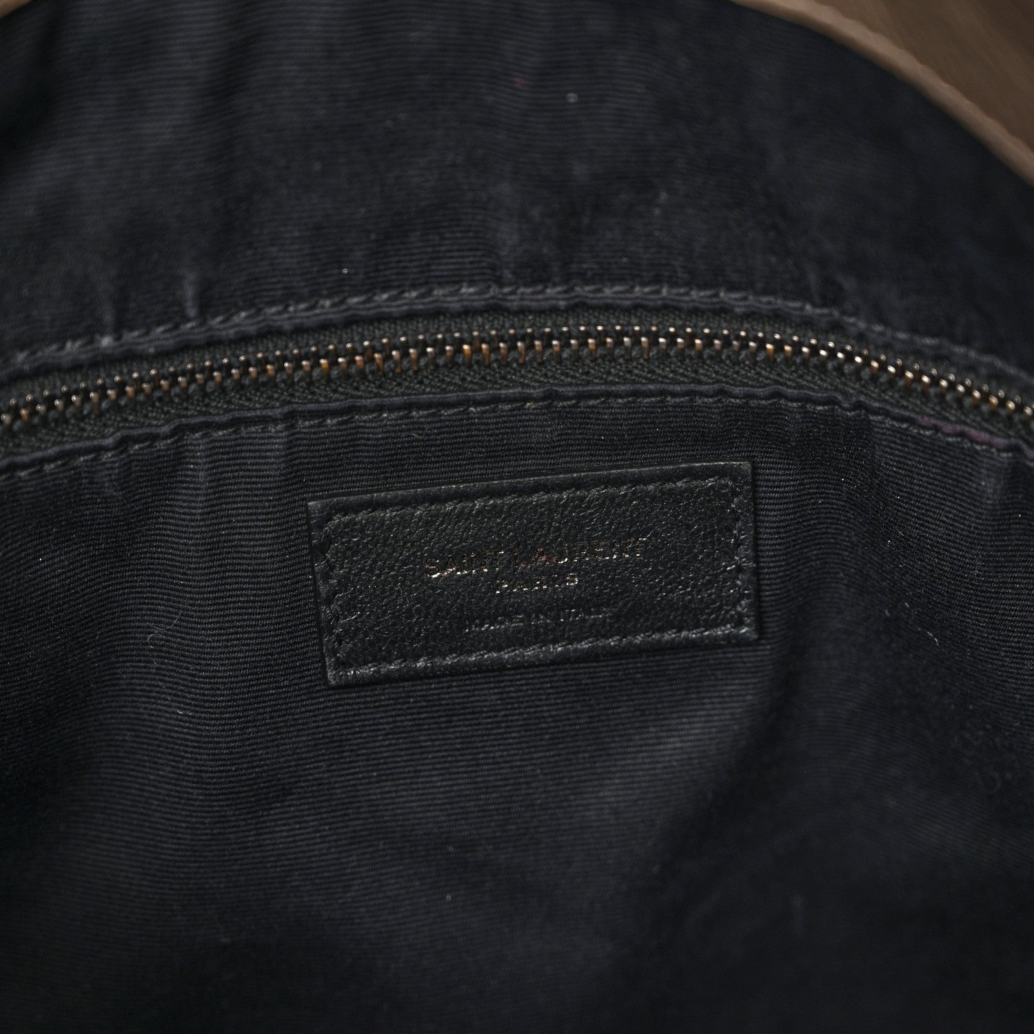 Saint Laurent Crinkled Calfskin Matelasse Monogram Large Niki Shopper Tote Dusty Grey 6 of 13