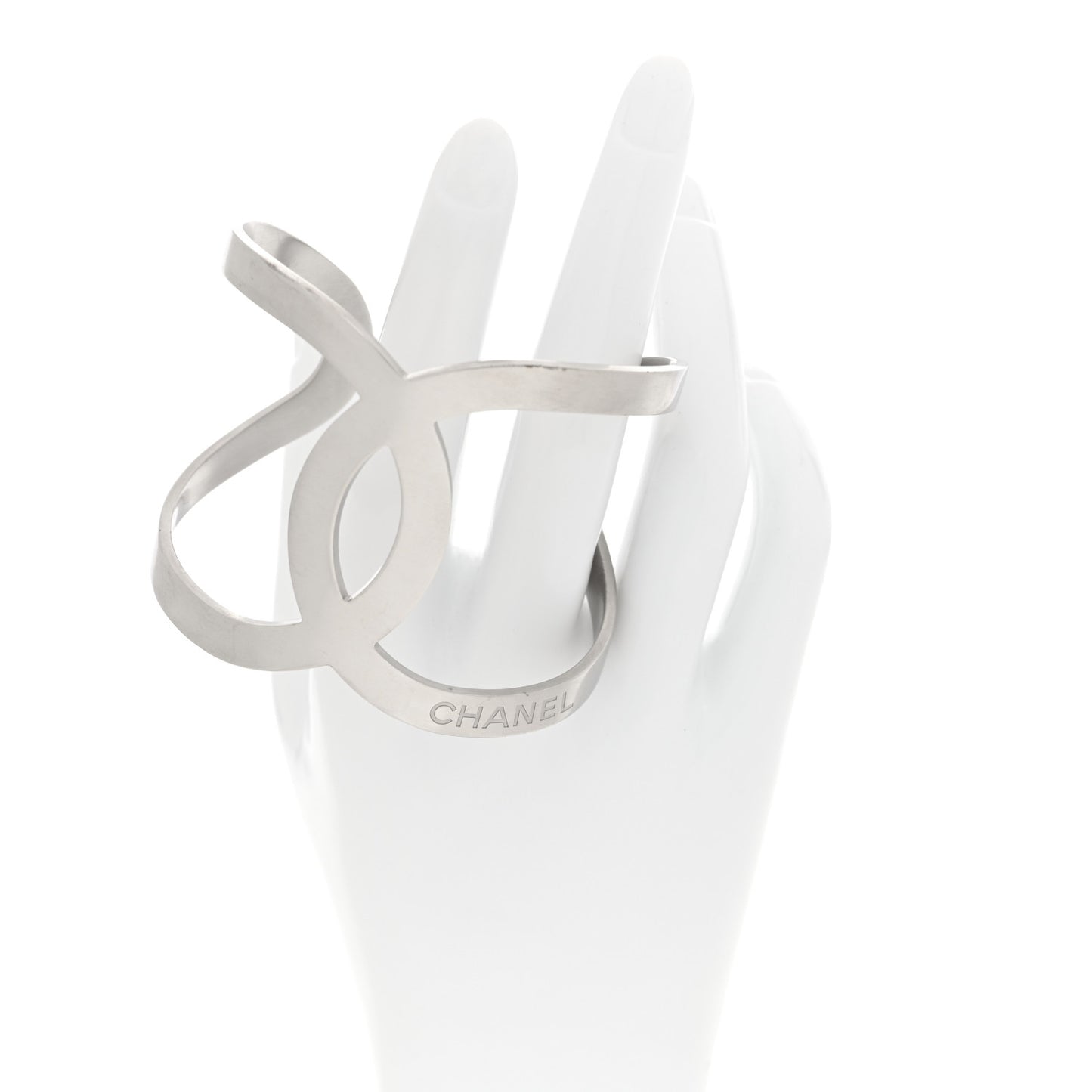 Metal CC Cuff Silver