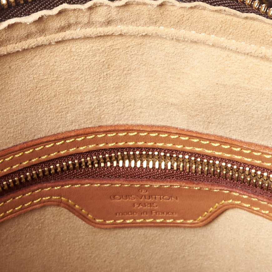 Louis Vuitton Monogram Looping GM 7 of 9