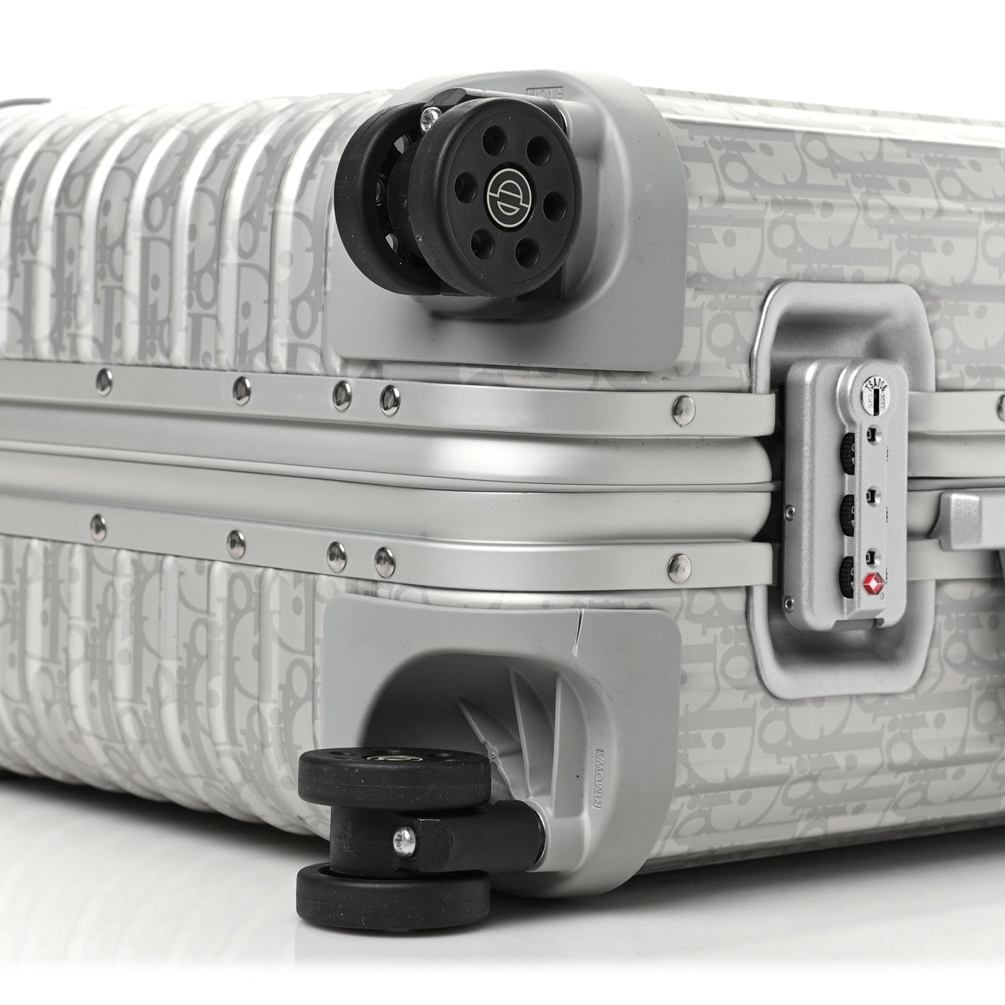 X RIMOWA Aluminum Gradient Cabin Luggage Silver