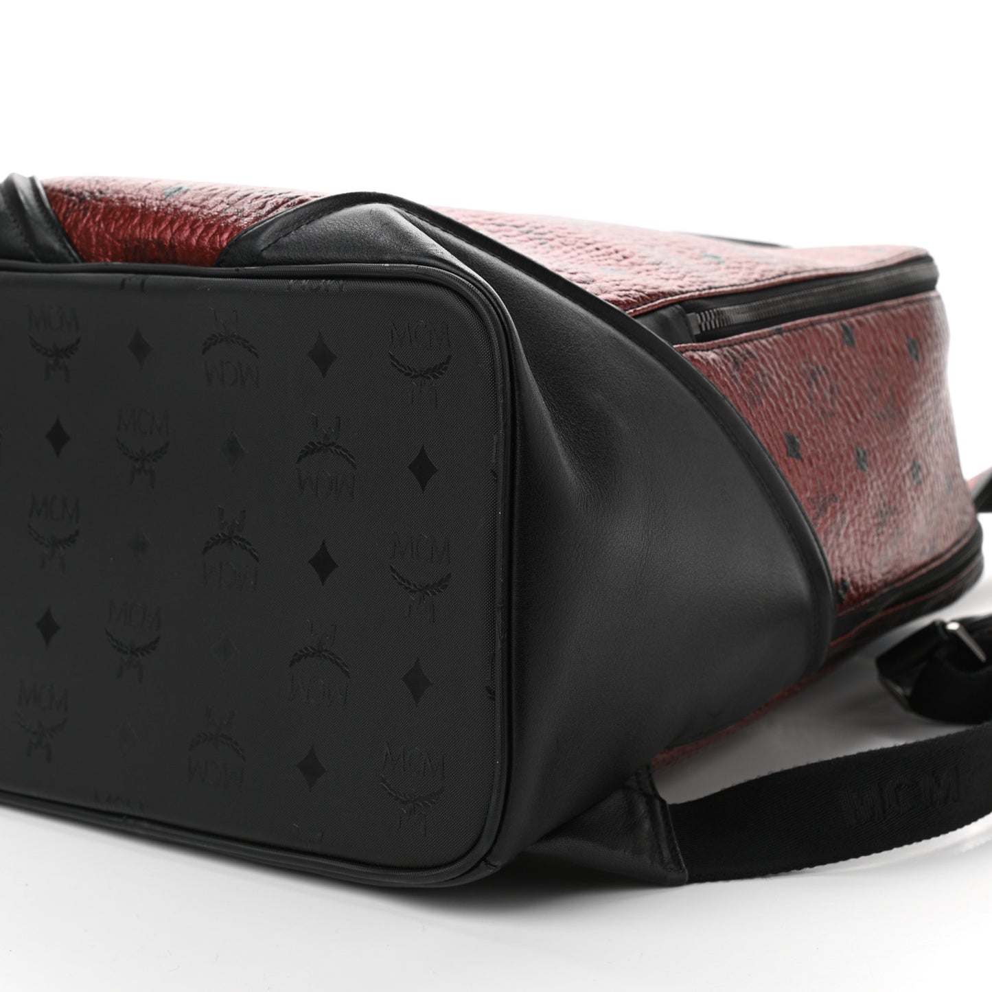 Metallic Visetos Medium Duke Backpack Scooter Red