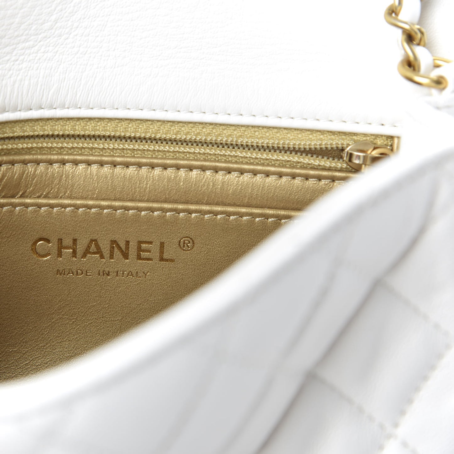 Lambskin Quilted Mini Pearl Crush Flap White