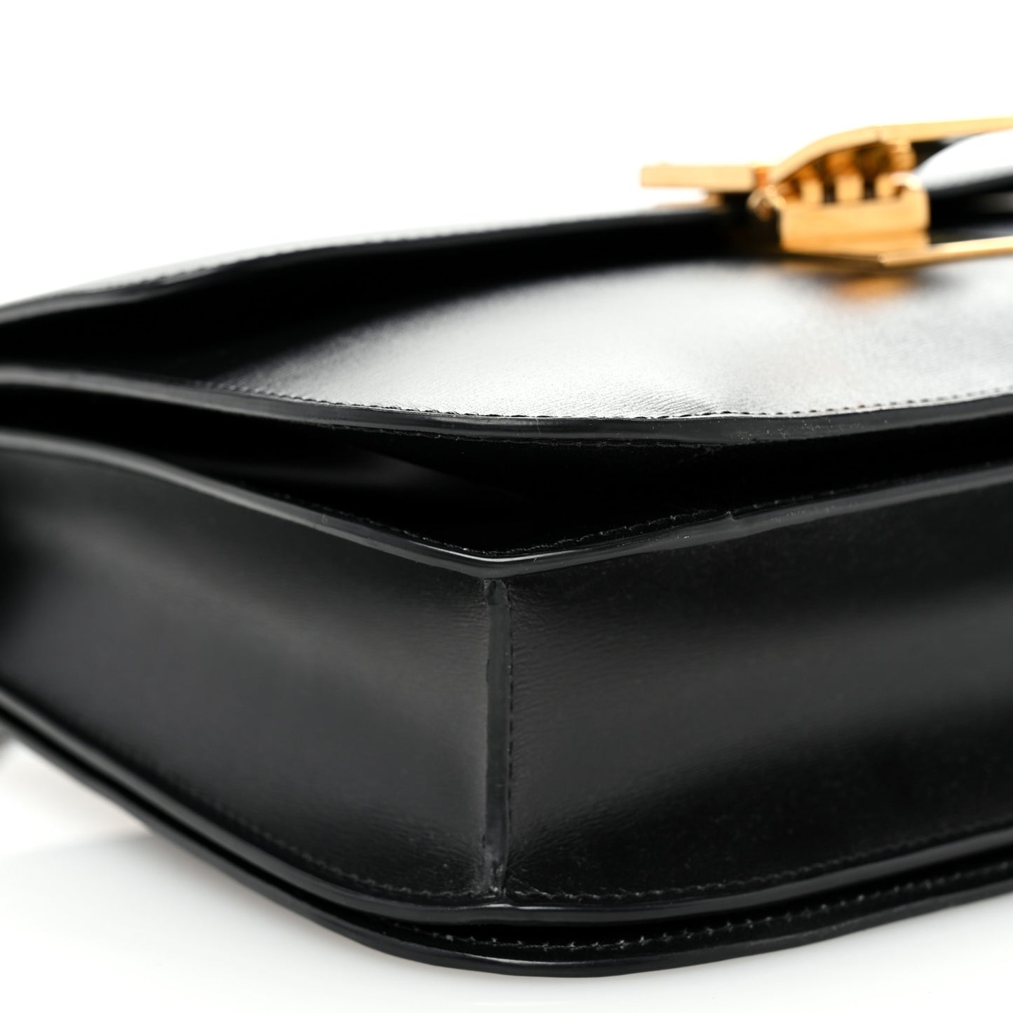 Box Calfskin Medium Classic Box Flap Bag Black