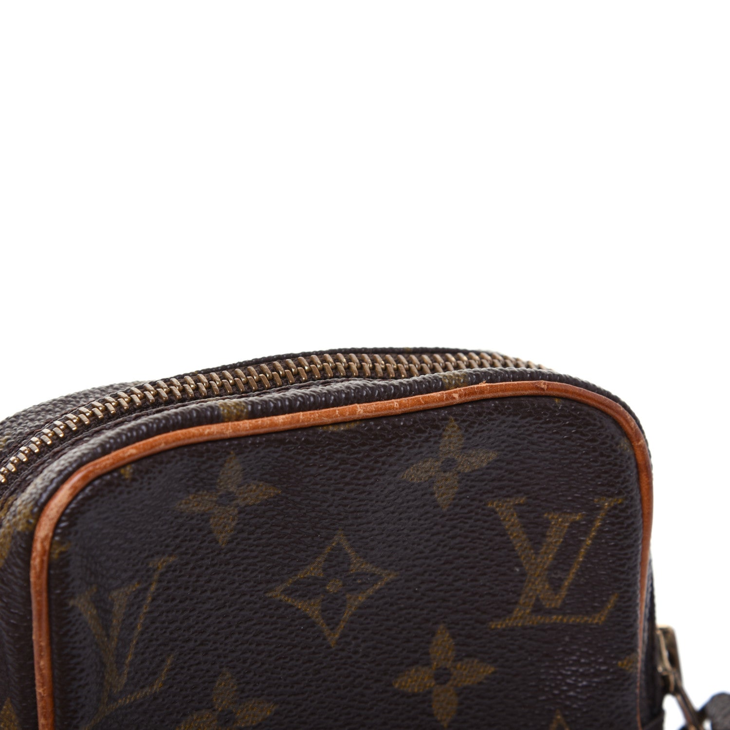 Louis Vuitton Monogram Danube 15 20 of 20