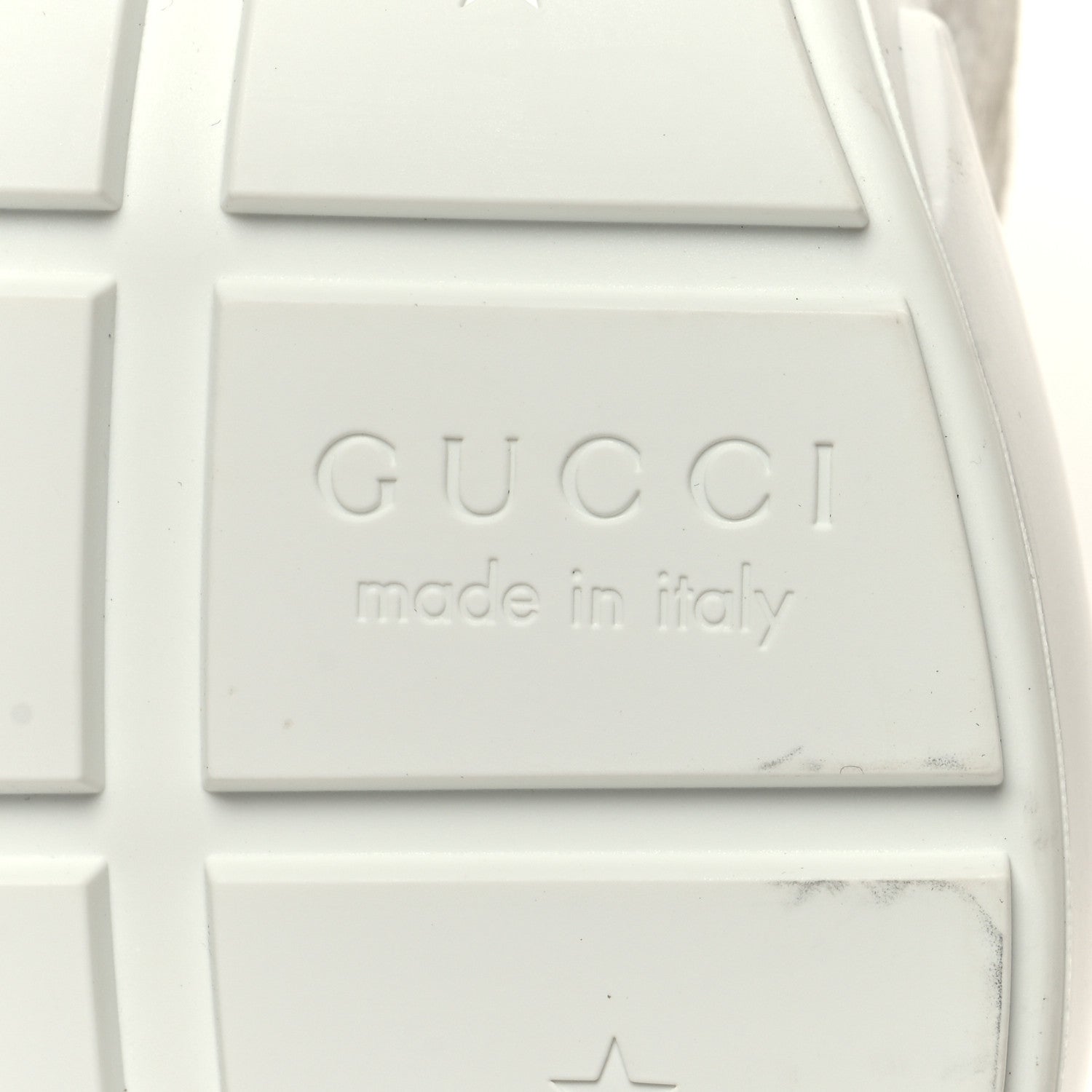 Gucci GG Supreme Monogram Mens Rhyton Sneakers 8 White 7 of 10
