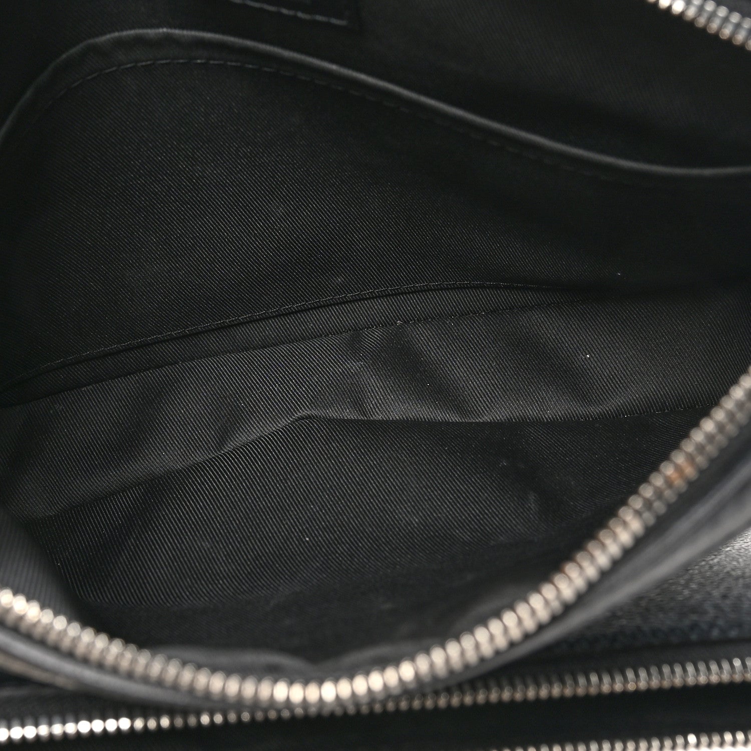 Louis Vuitton Damier Graphite 3D Trio Messenger 5 of 11