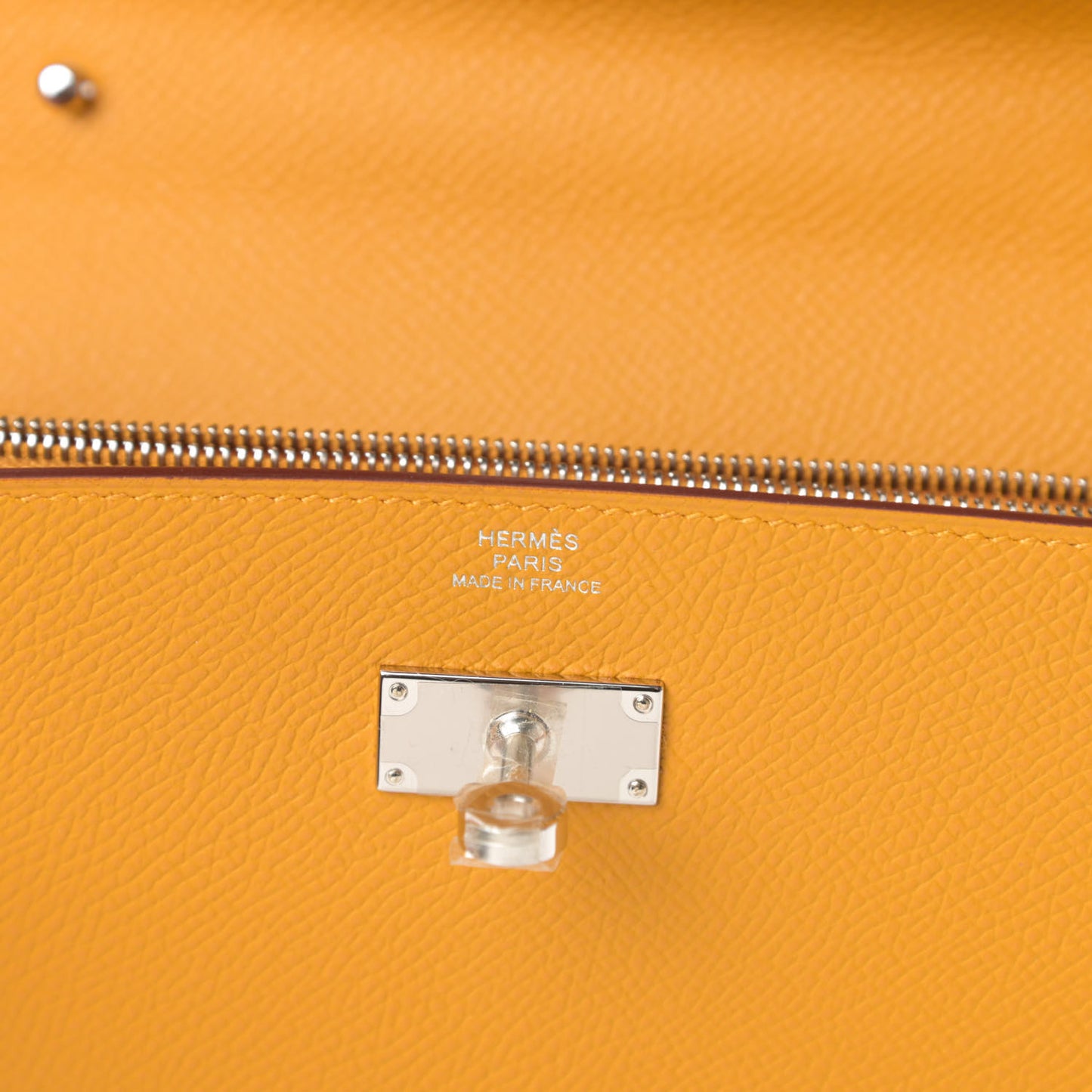 Epsom Kelly Wallet To Go Jaune Ambre