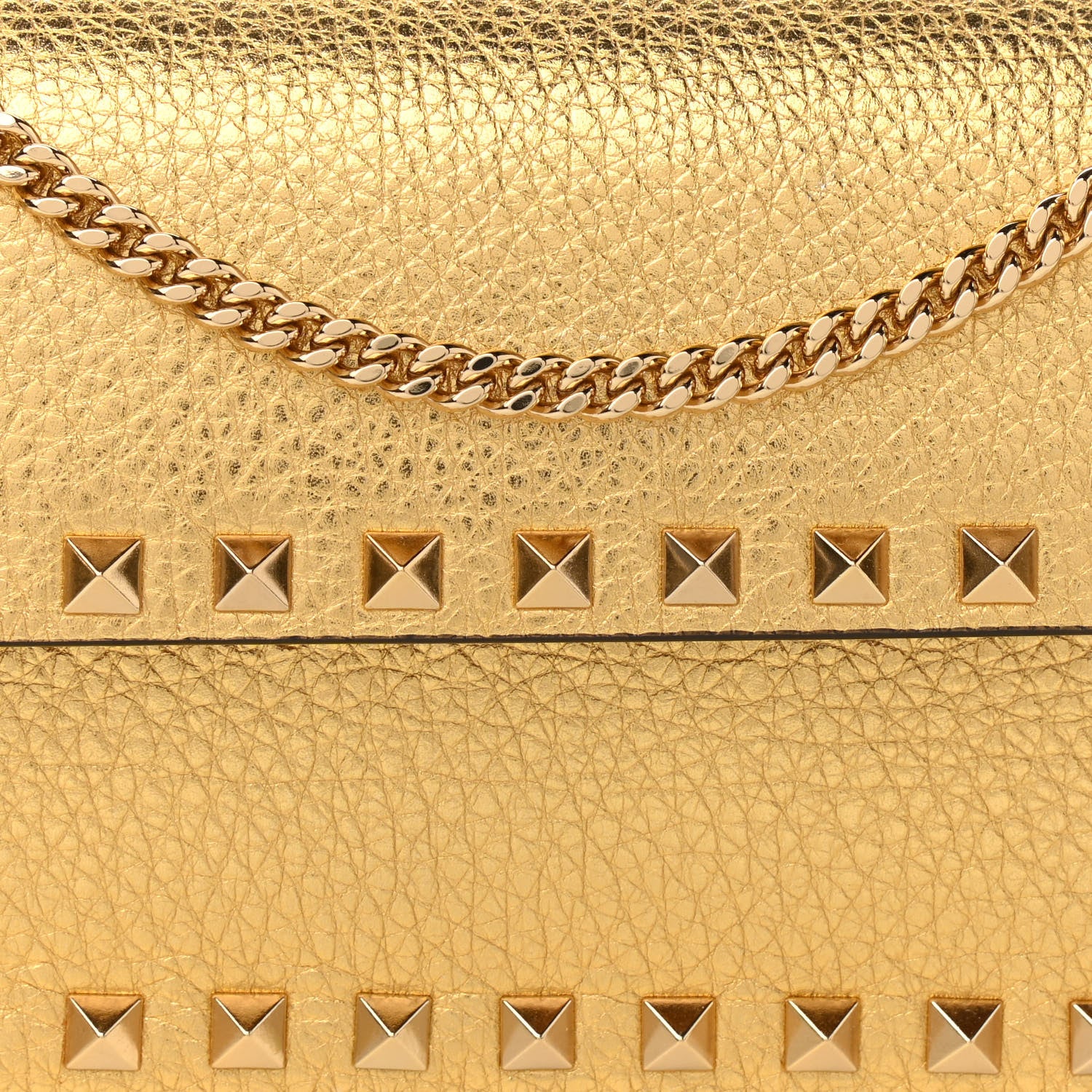 Valentino Garavani Pebbled Calfskin Rockstud Flap Wallet On Chain Soft Gold 7 of 9