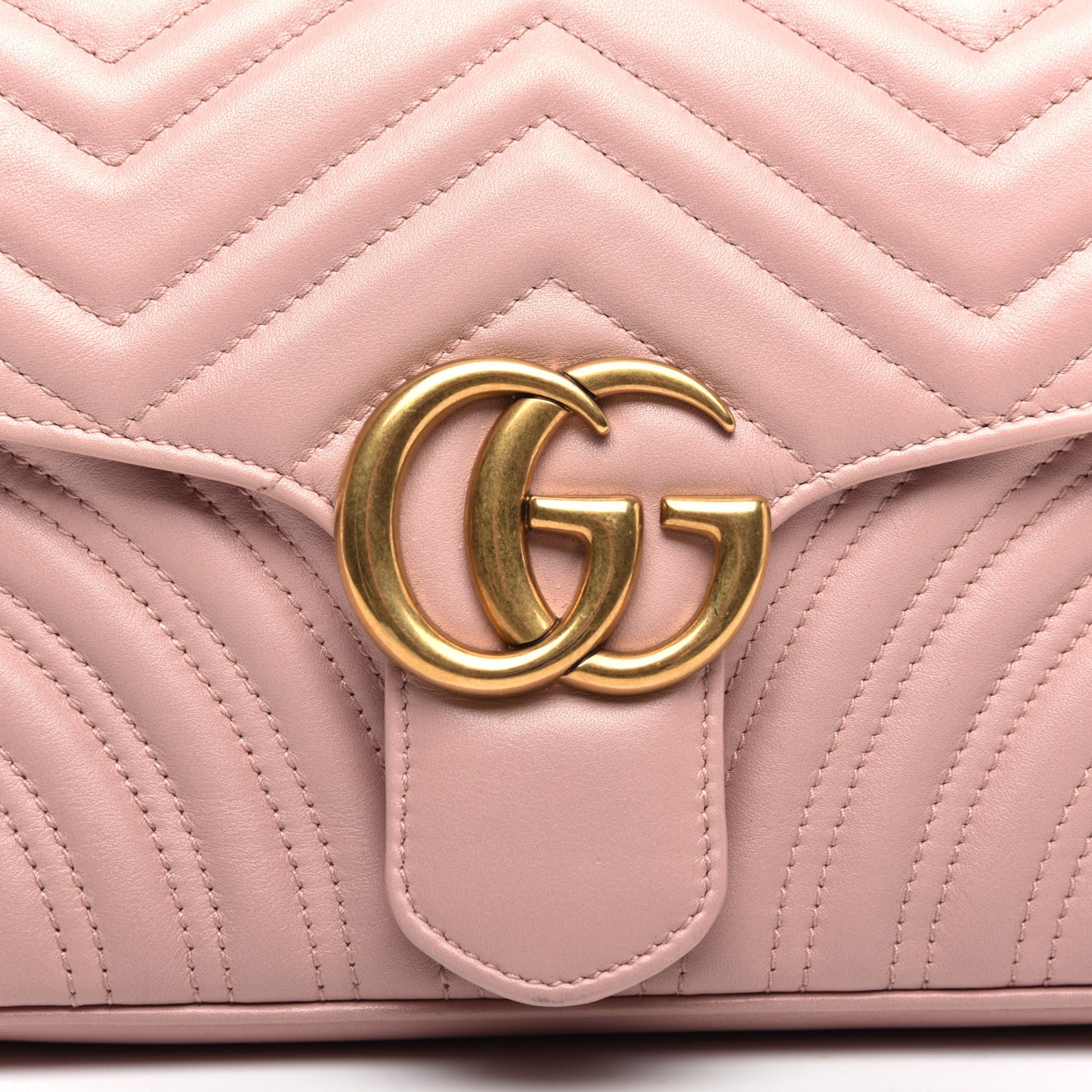 Calfskin Matelasse Small GG Marmont Shoulder Bag Perfect Pink