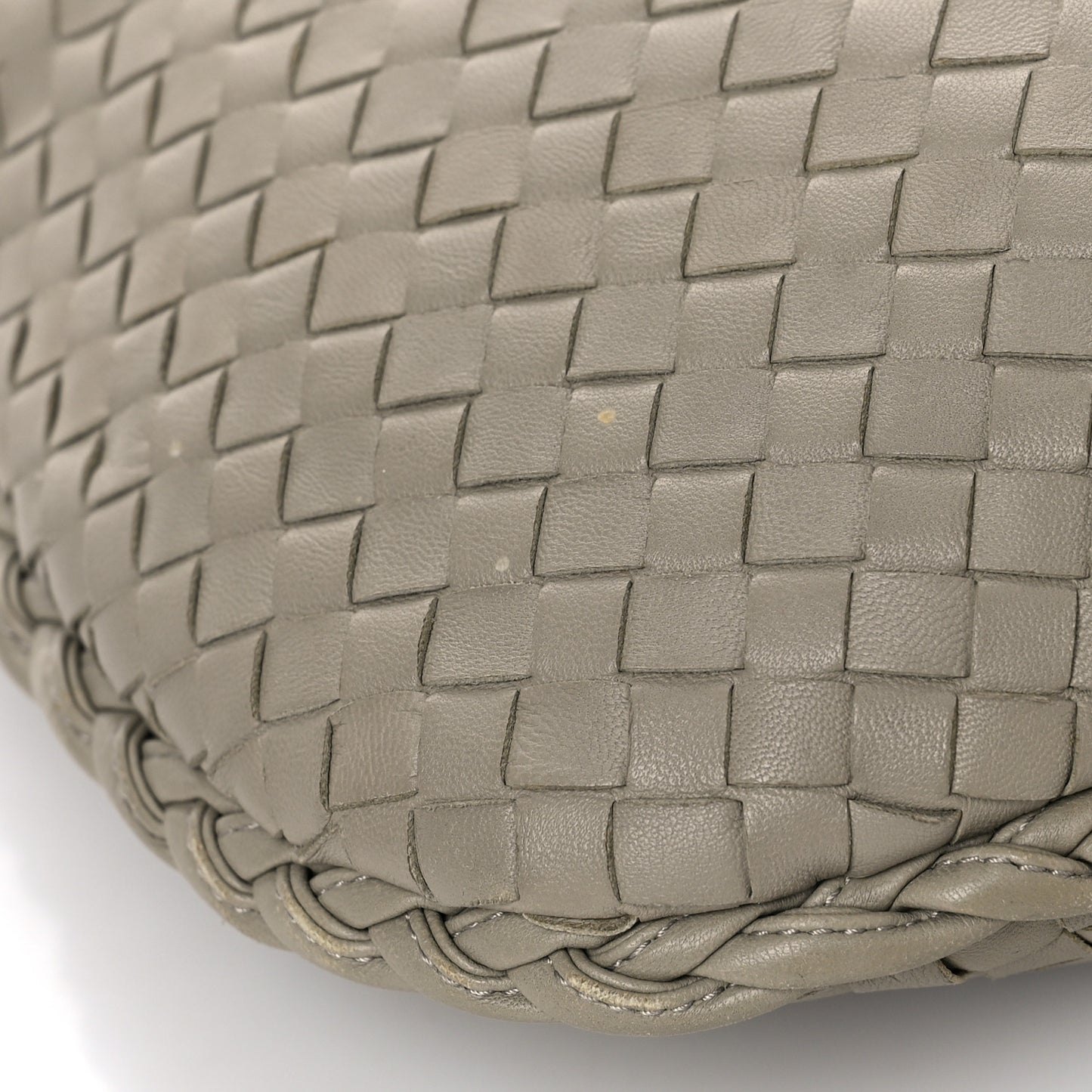 Nappa Intrecciato Medium Veneta Hobo Fume
