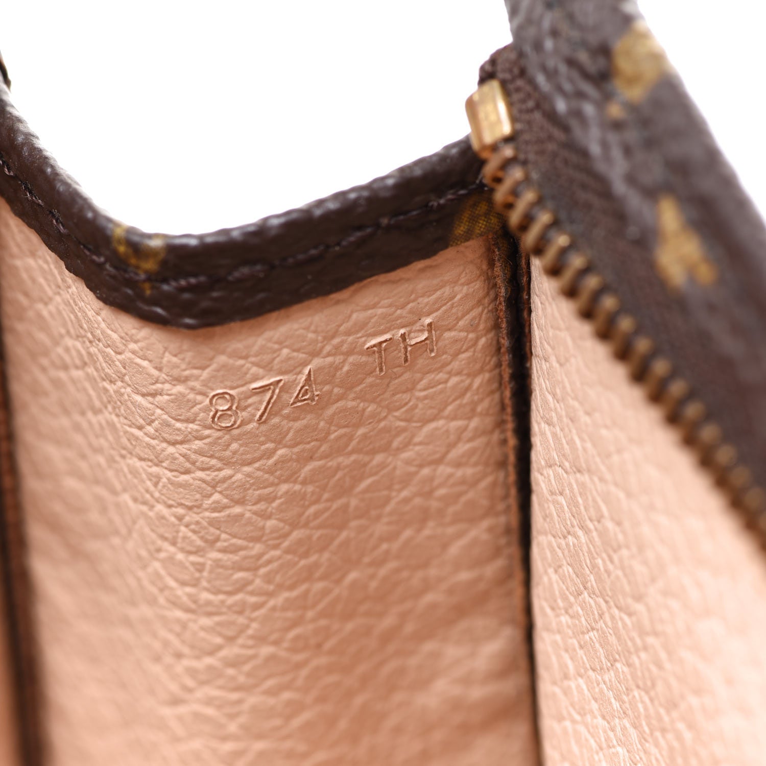 Louis Vuitton Monogram Toiletry Pouch 15 6 of 8