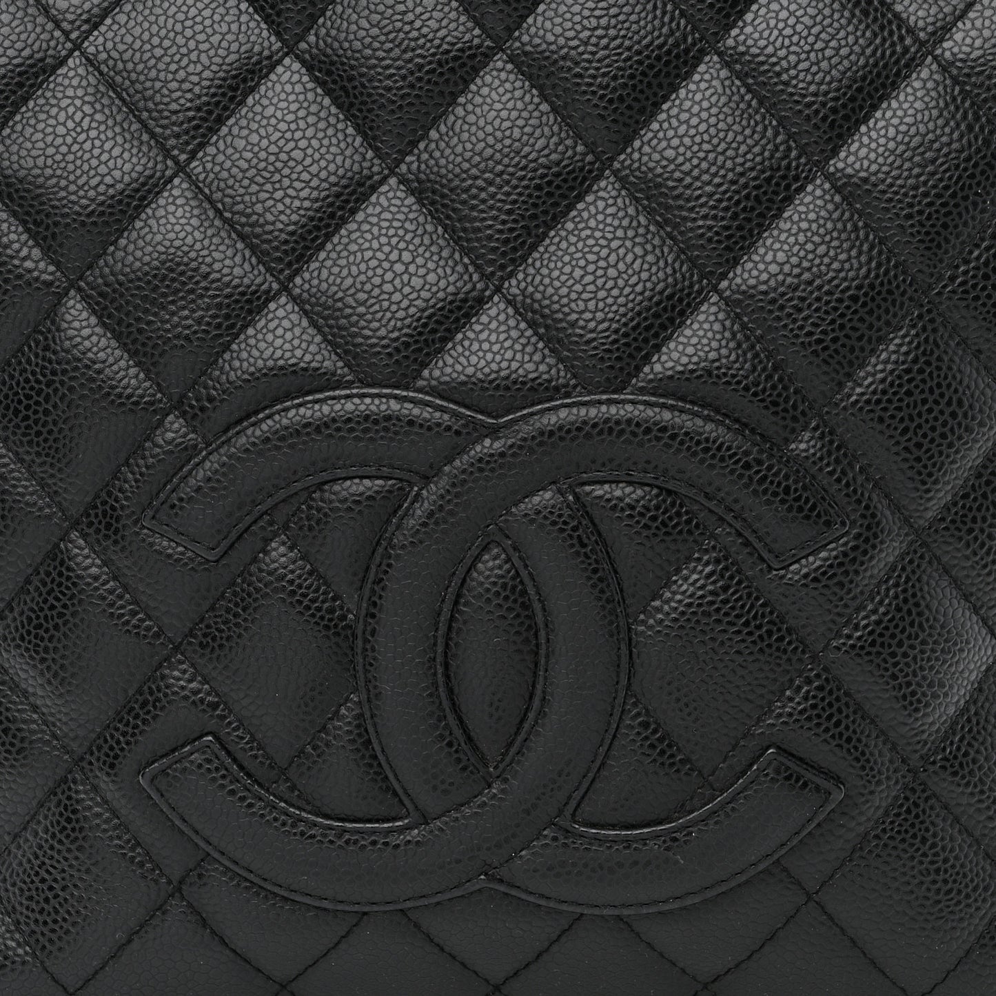 Caviar Quilted Petit Shopping Tote PST Black